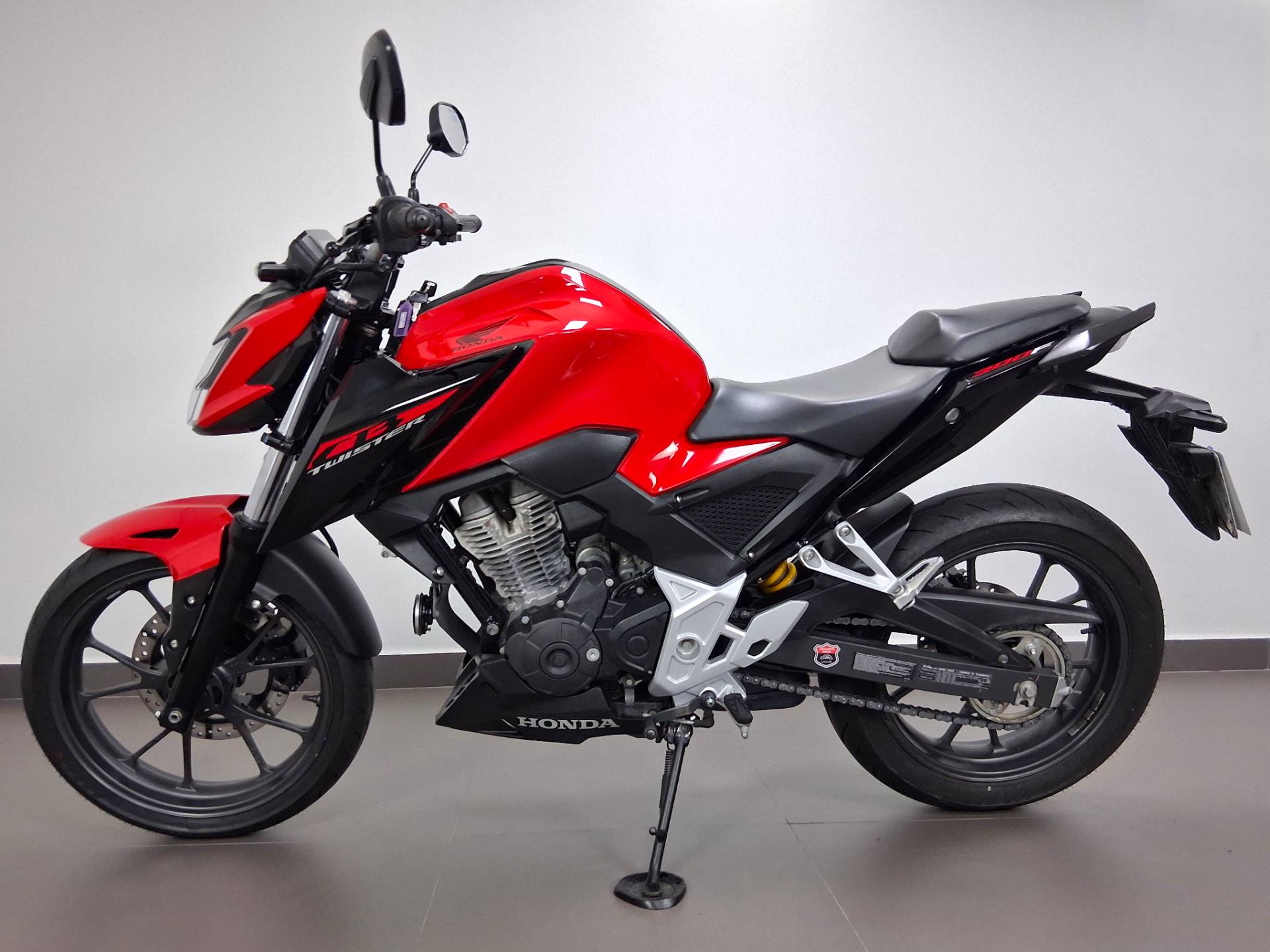 HONDA CB 300F TWISTER CBS