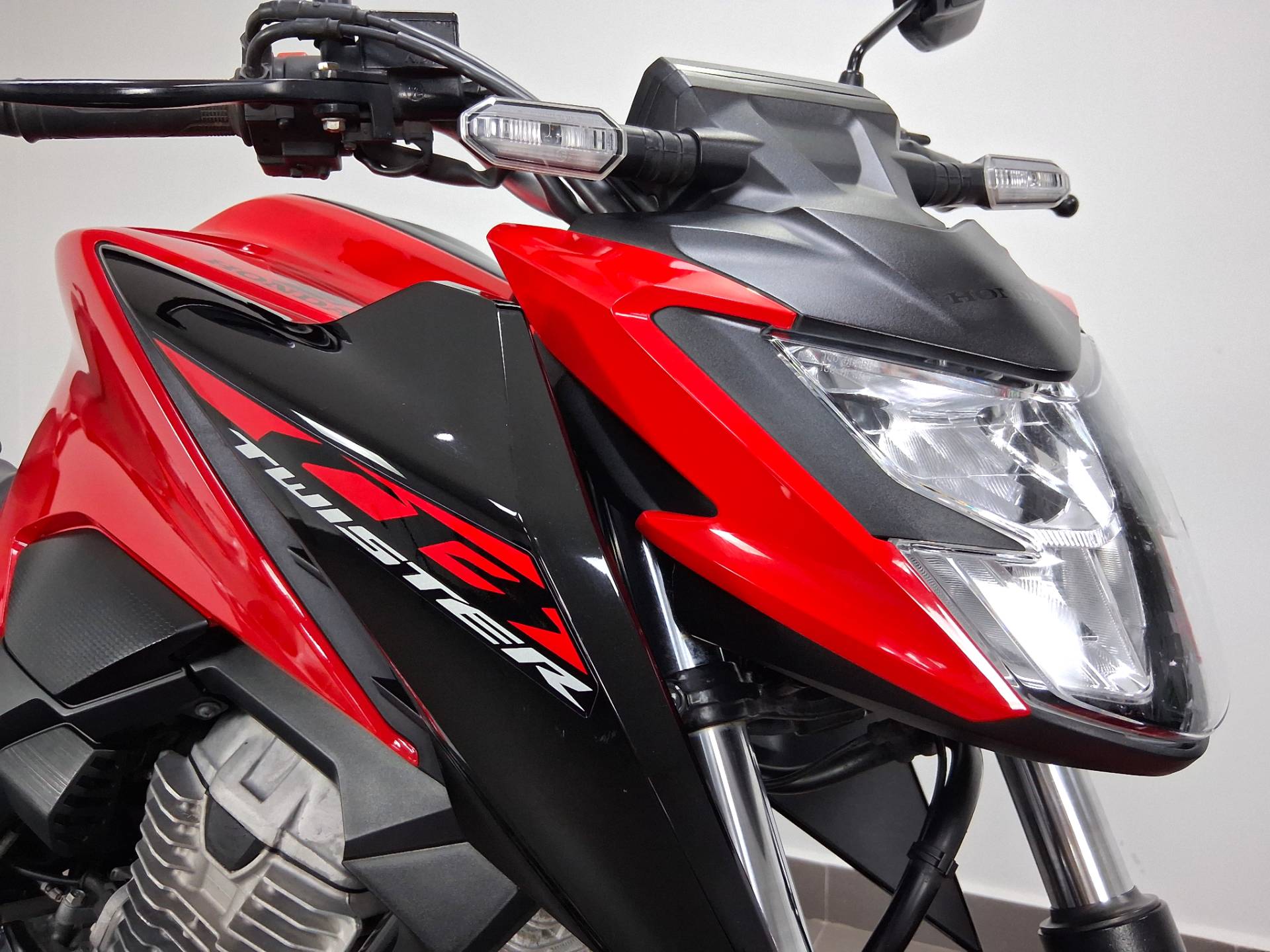 HONDA CB 300F TWISTER CBS