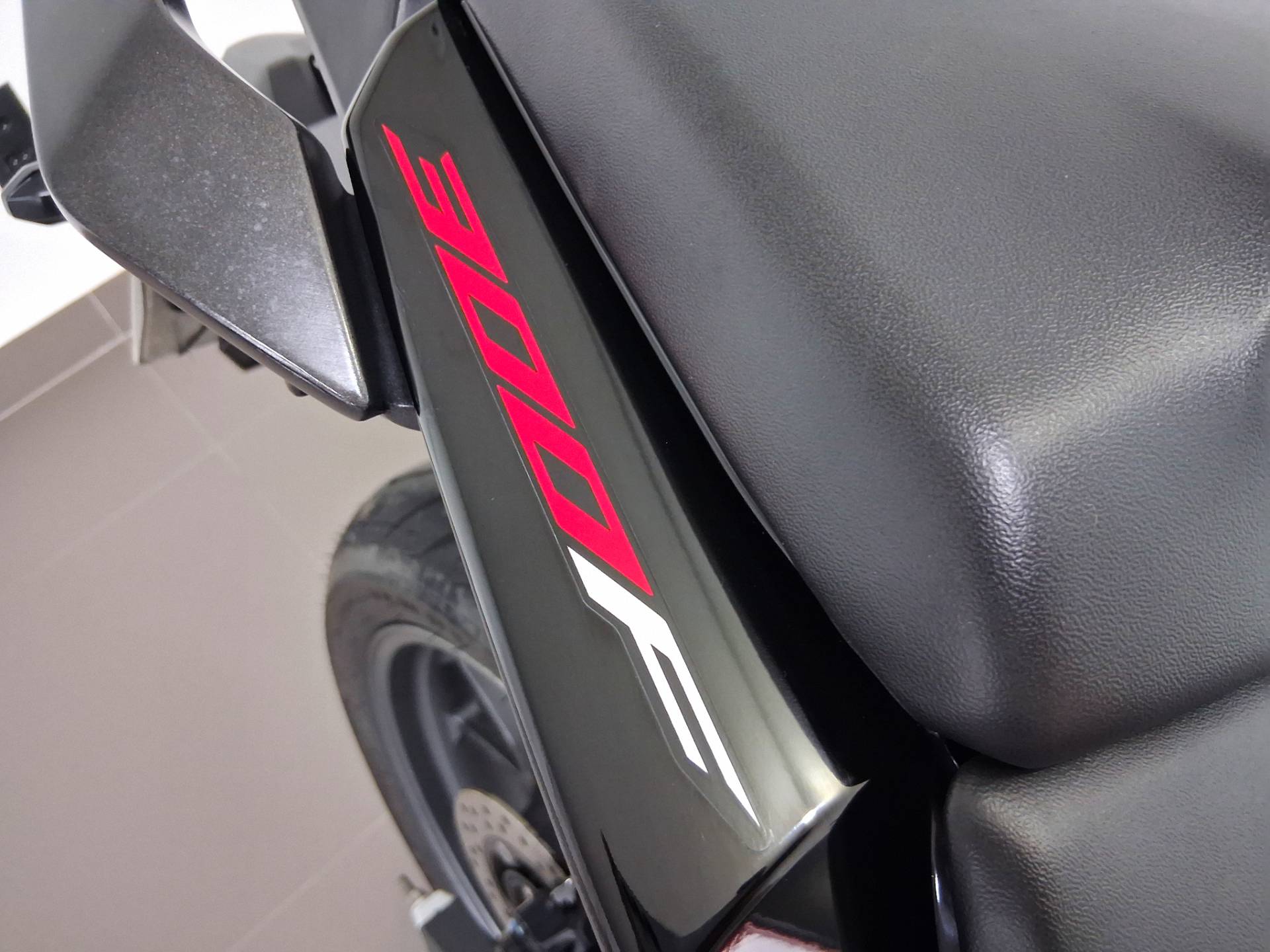 HONDA CB 300F TWISTER CBS