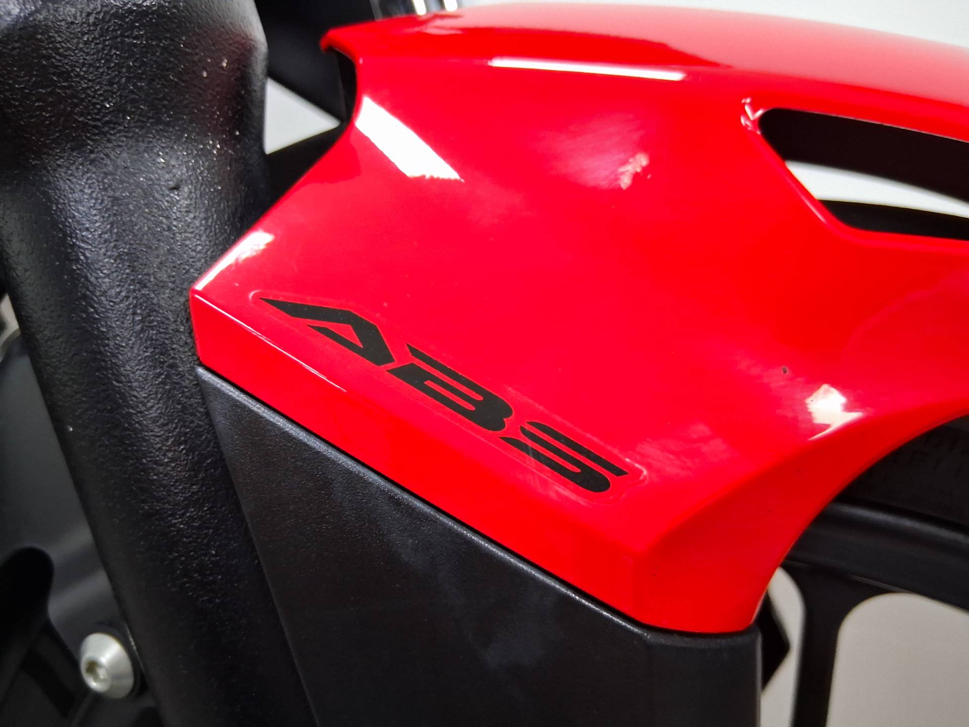 HONDA CB 300F TWISTER CBS