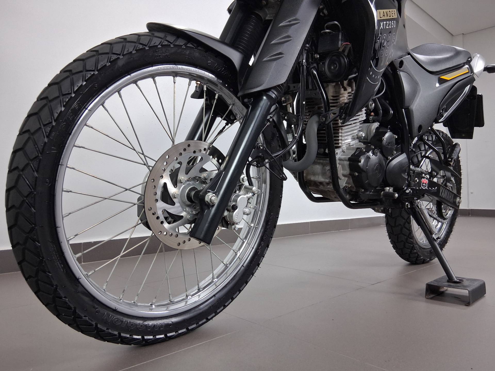 YAMAHA XTZ 250 LANDER CONNECTED