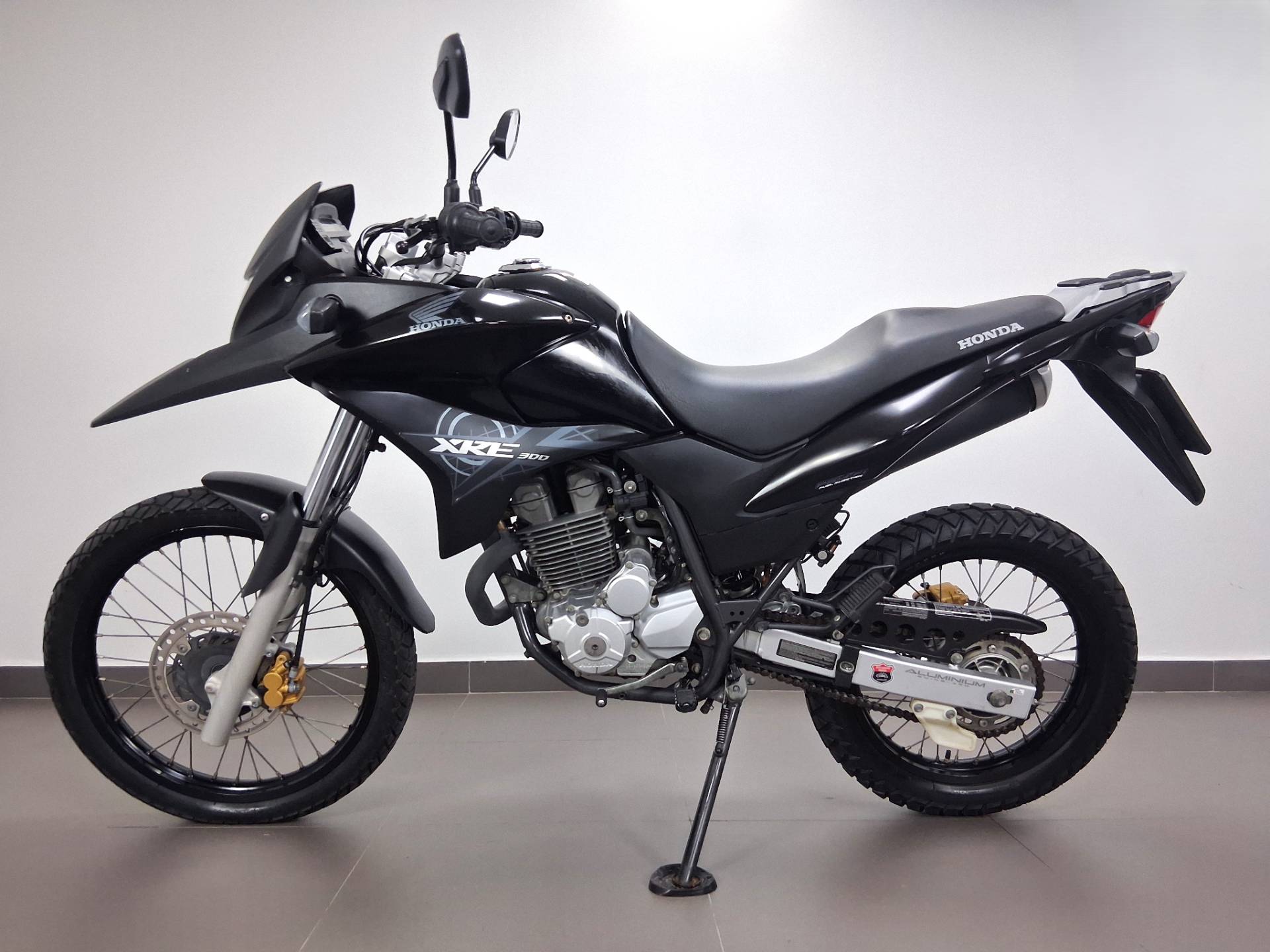 HONDA XRE 300 SAHARA
