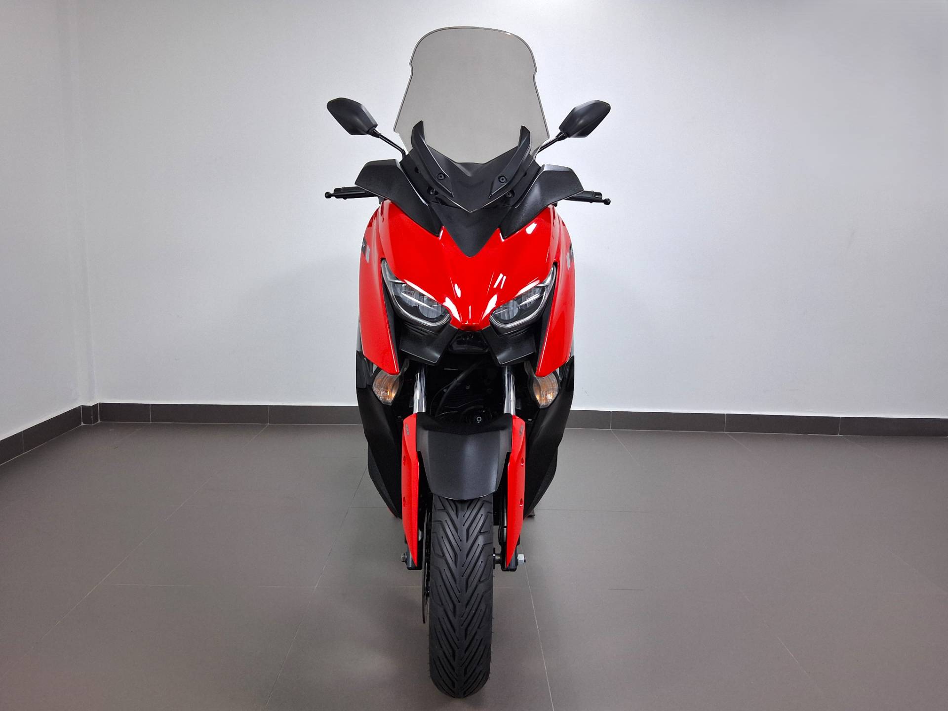YAMAHA XMAX ABS