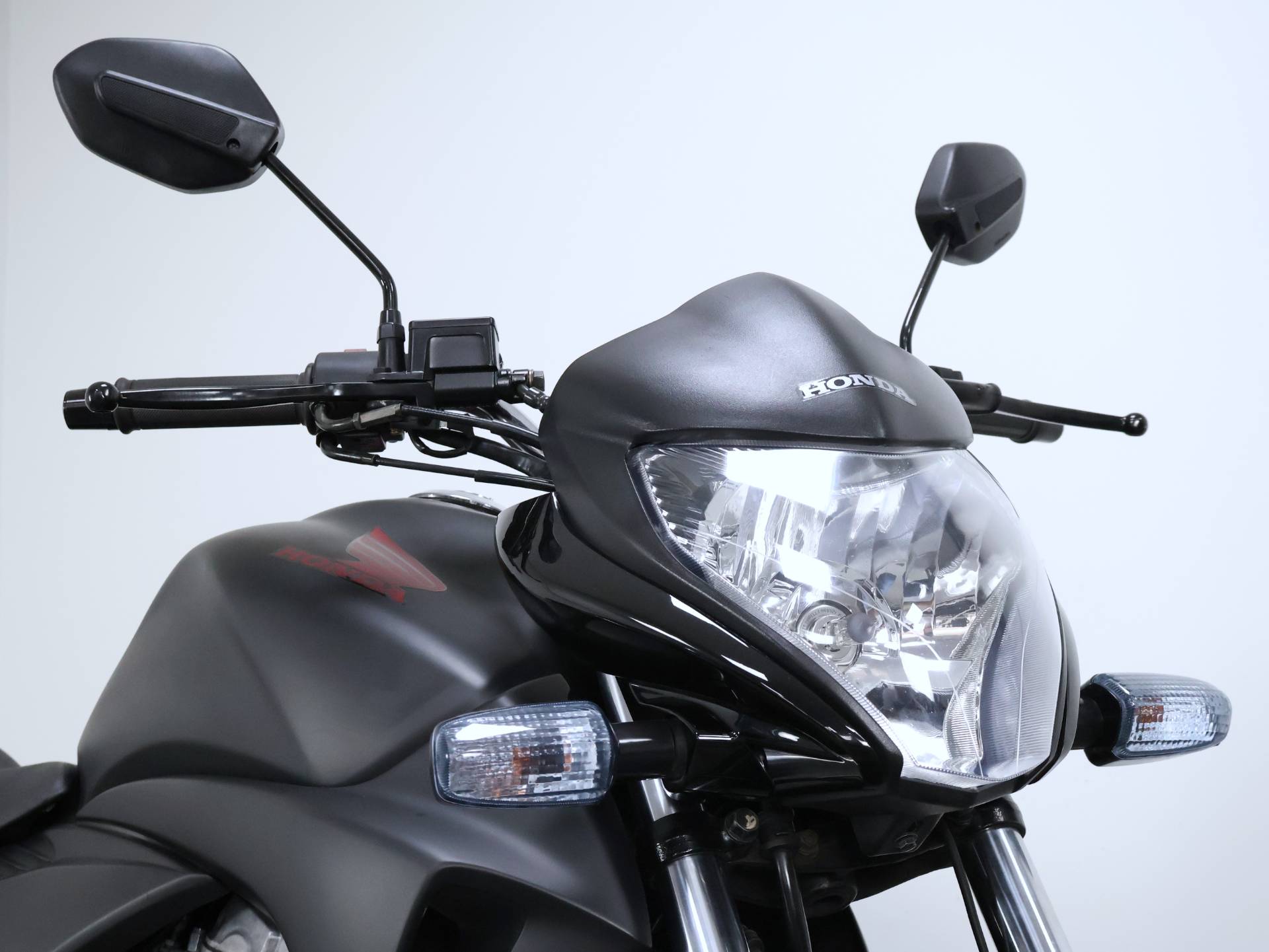 HONDA CB 300R