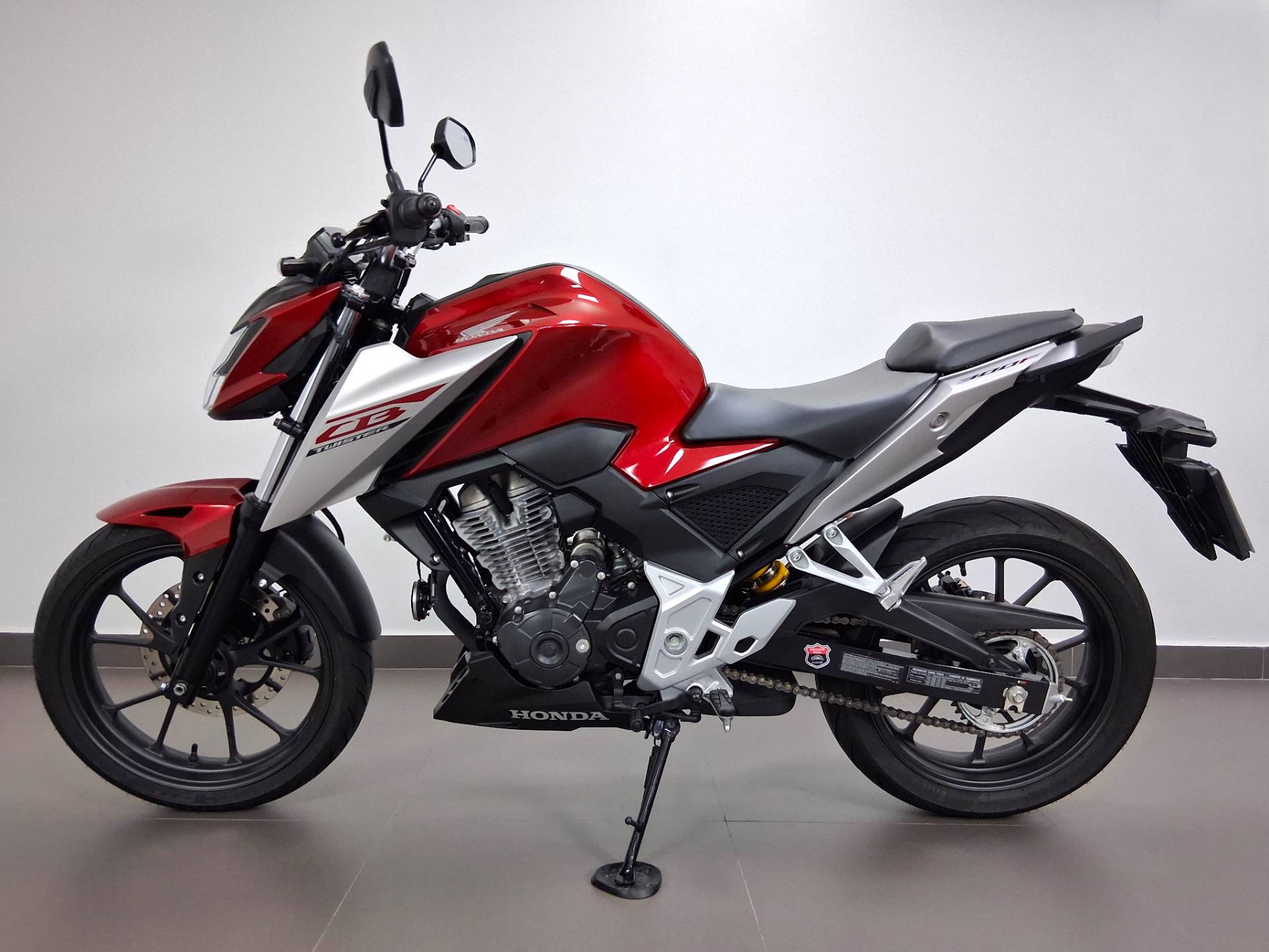 HONDA CB 300F TWISTER CBS