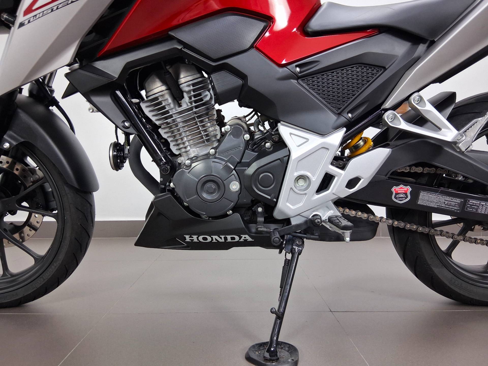 HONDA CB 300F TWISTER CBS