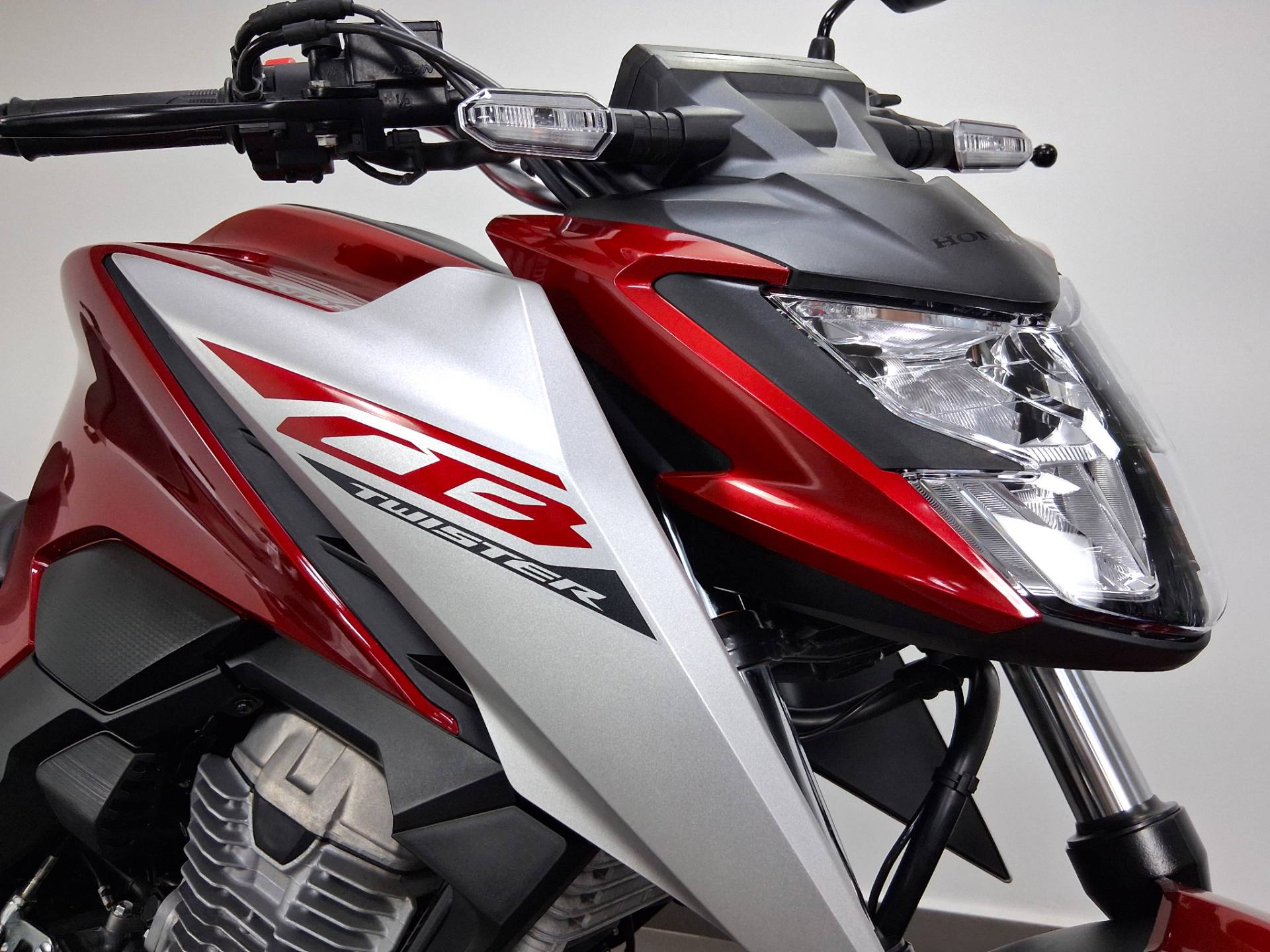 HONDA CB 300F TWISTER CBS
