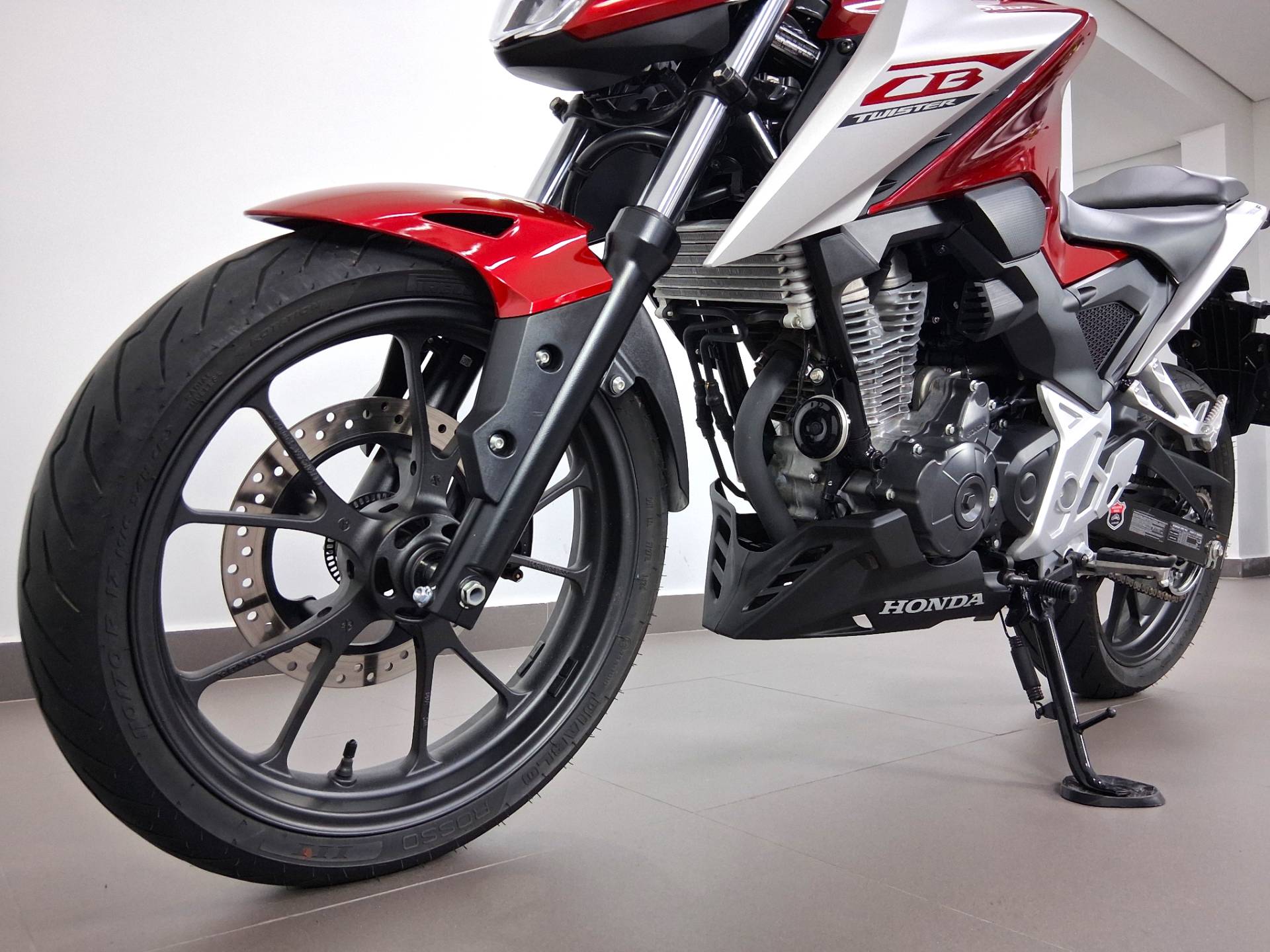 HONDA CB 300F TWISTER CBS