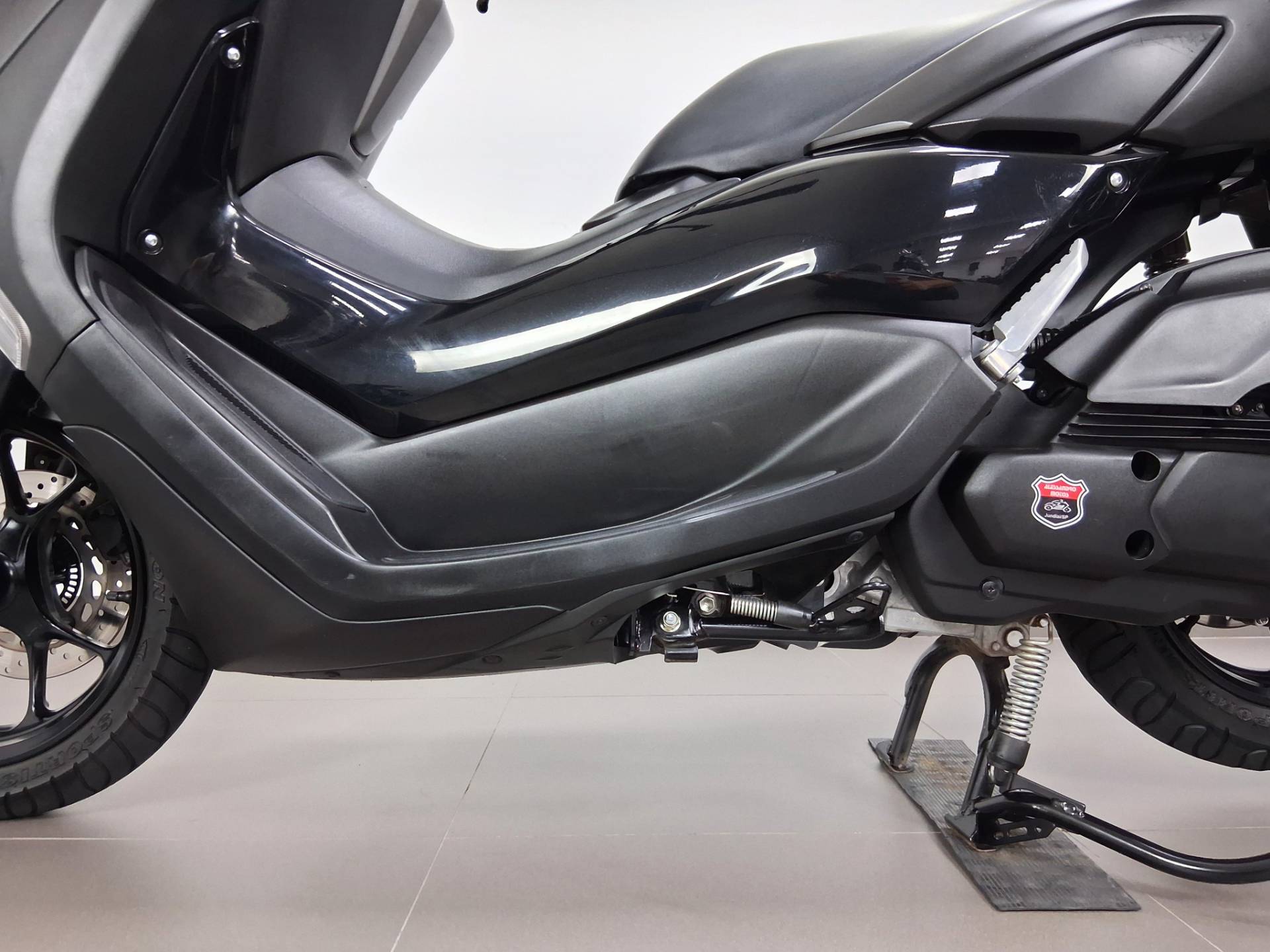 YAMAHA NMAX 160 ABS