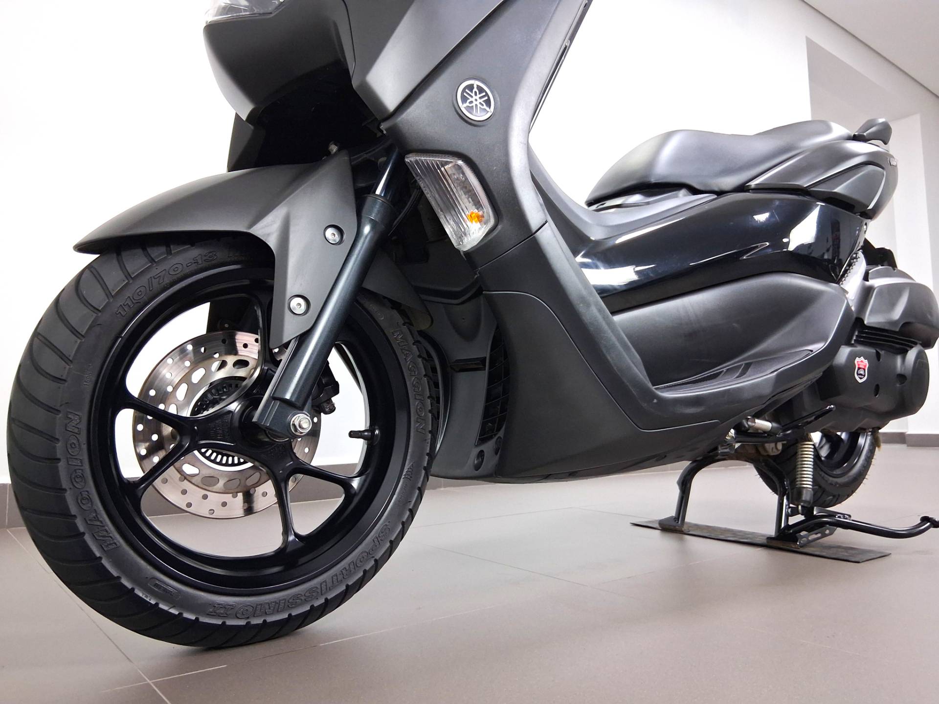 YAMAHA NMAX 160 ABS