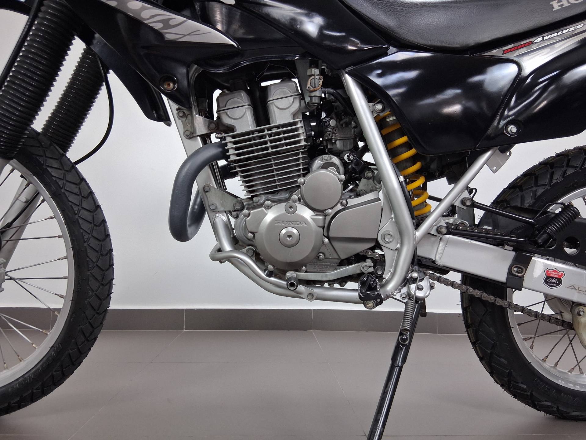 HONDA XR 250 TORNADO