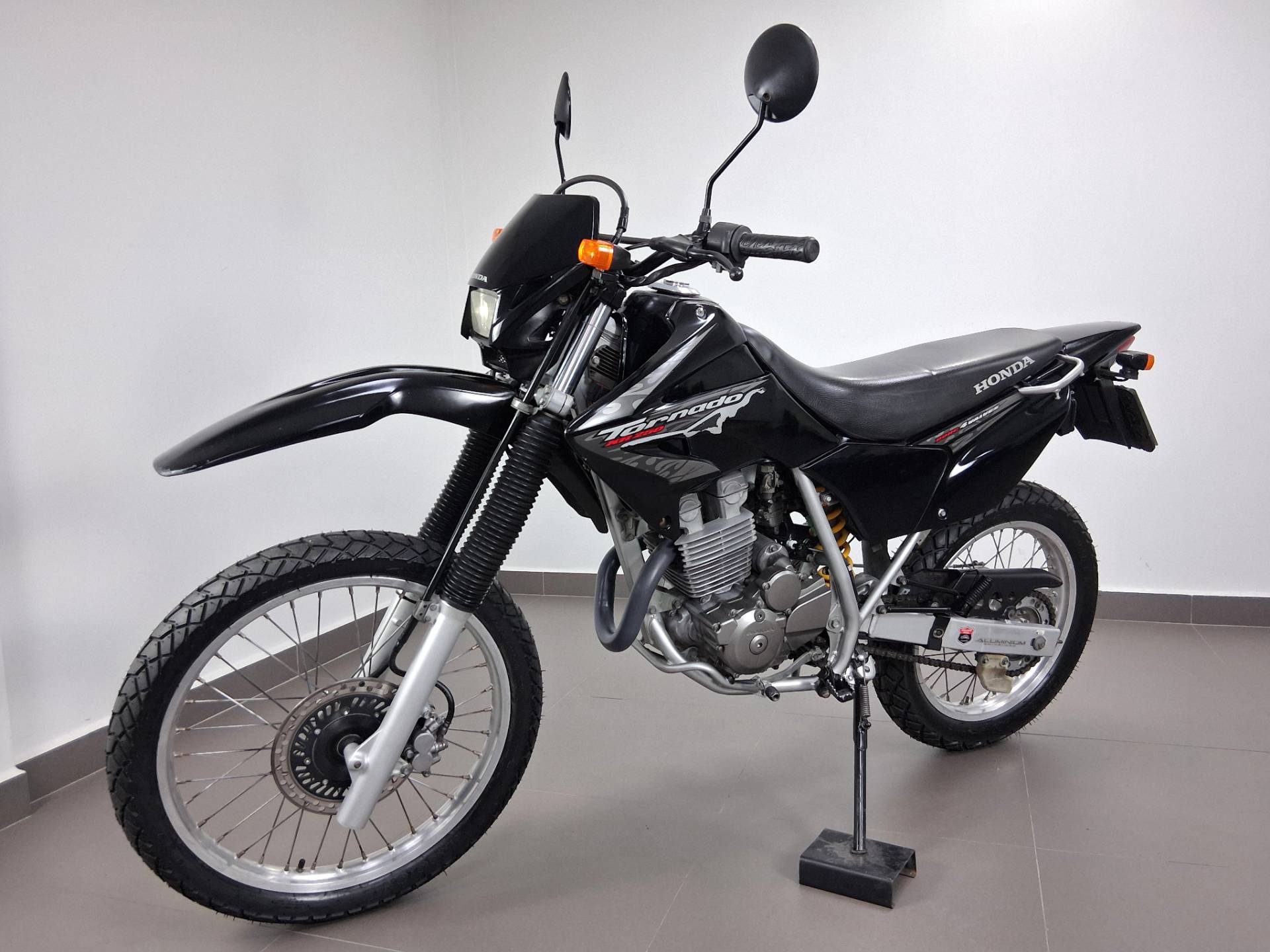 HONDA XR 250 TORNADO