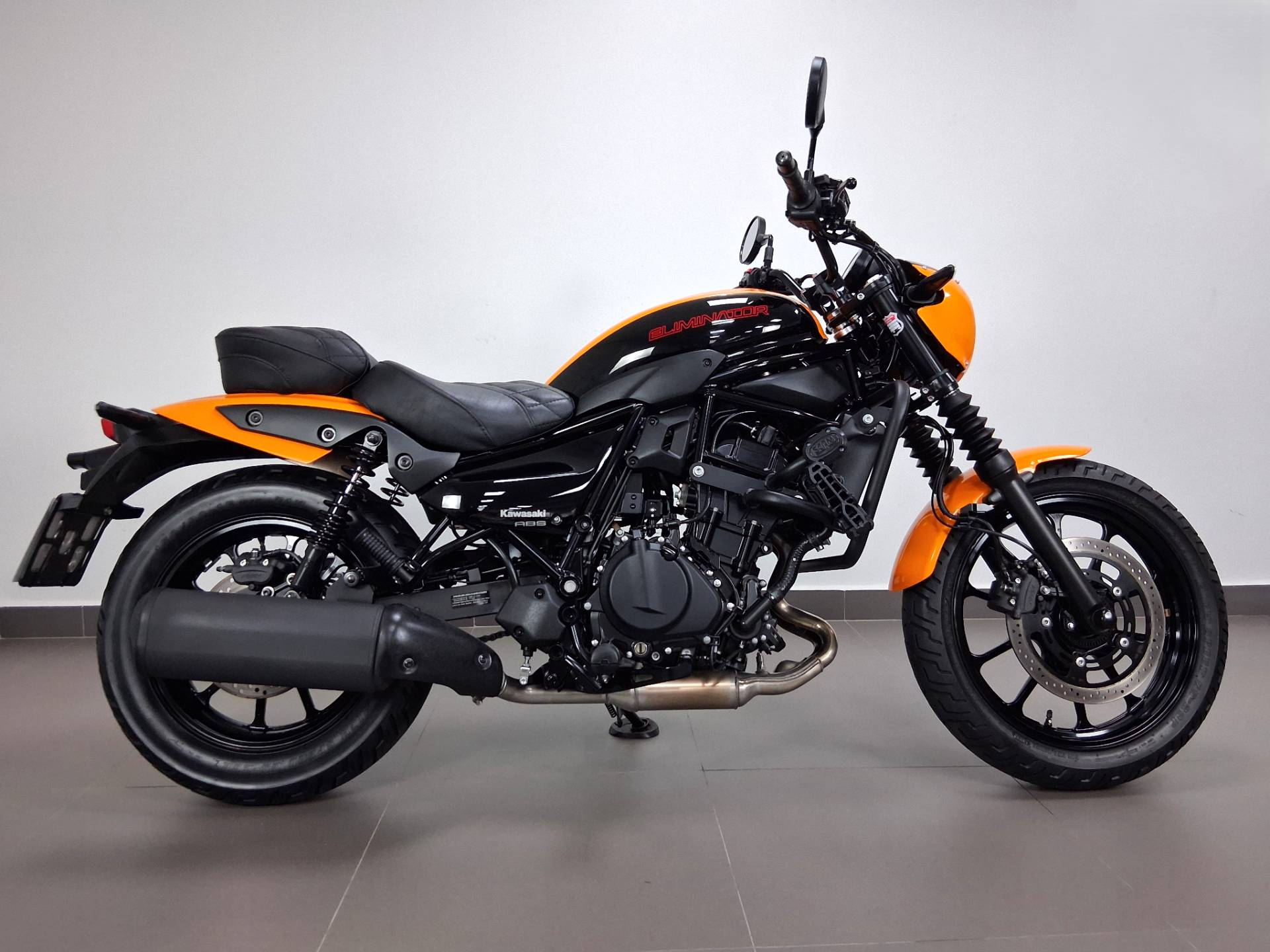 KAWASAKI ELIMINATOR 500 SE