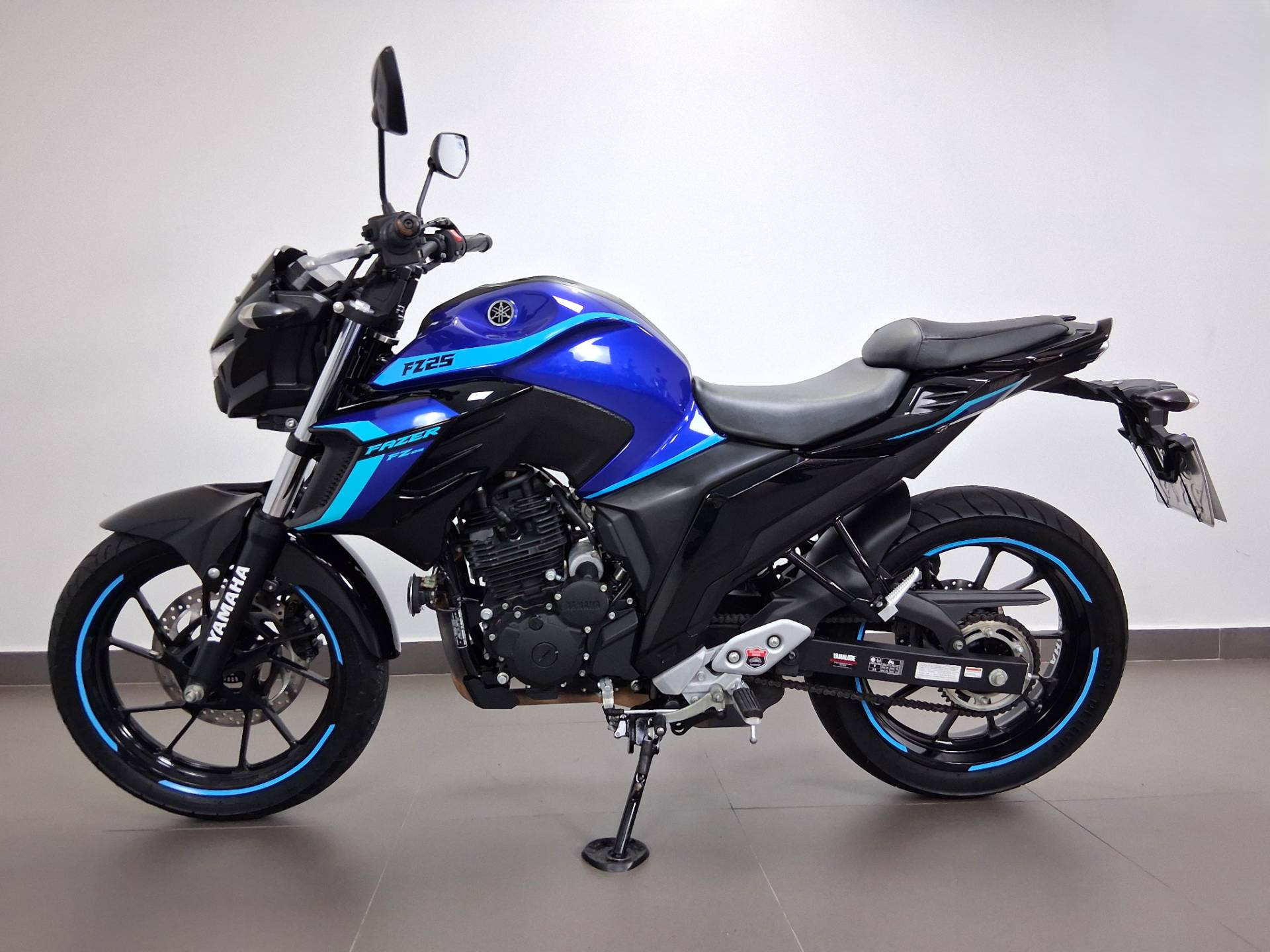 YAMAHA FZ25 FAZER ABS