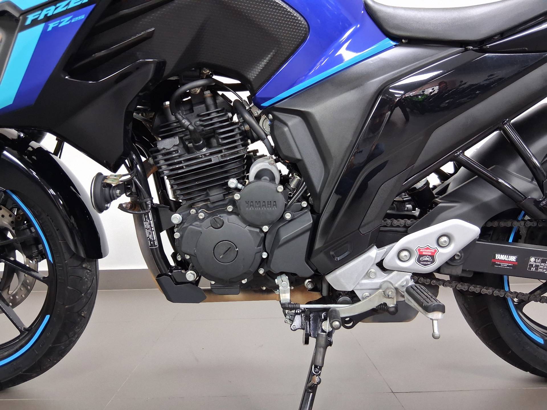 YAMAHA FZ25 FAZER ABS