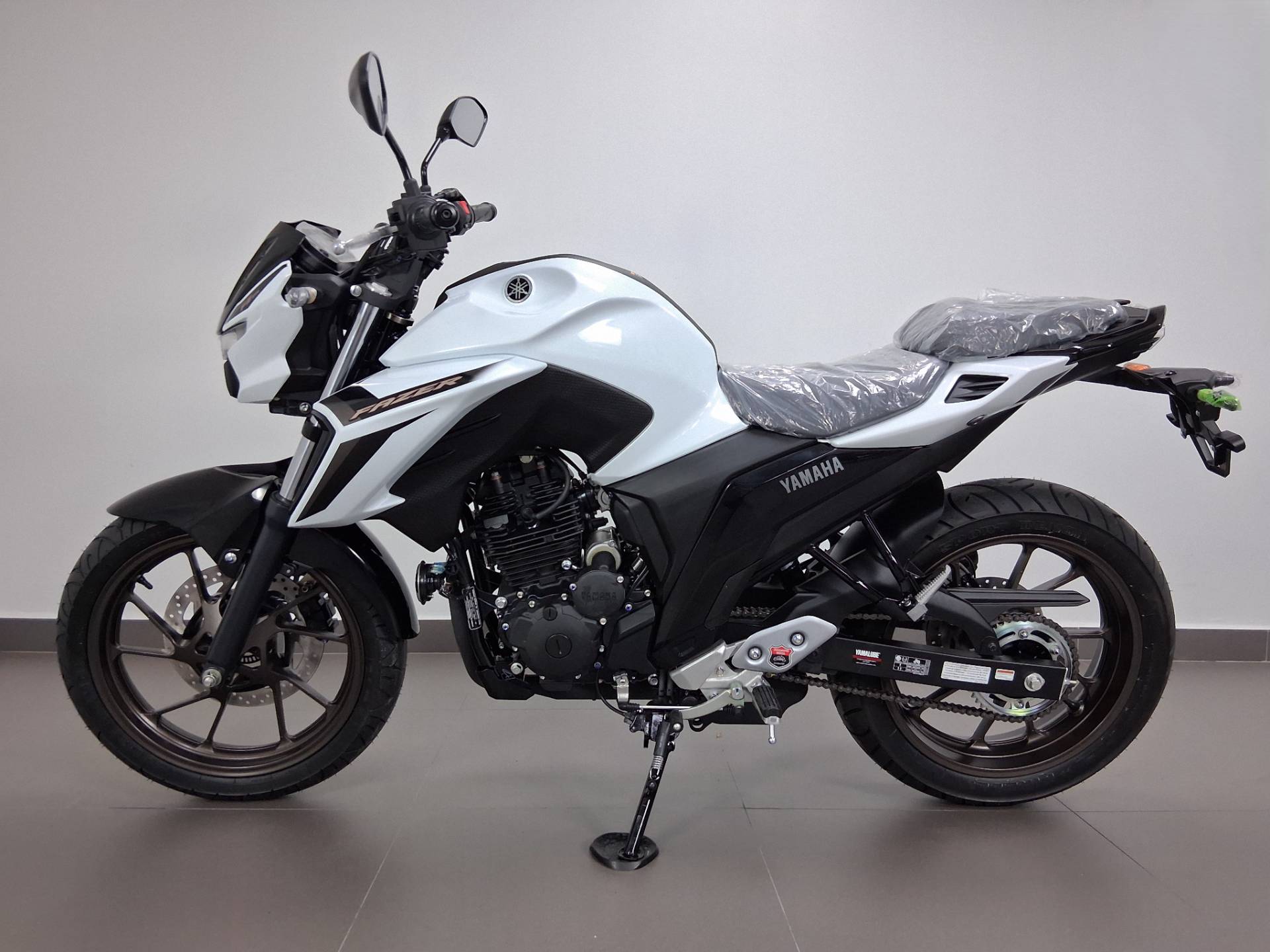 YAMAHA FZ25 FAZER CONNECTED ABS