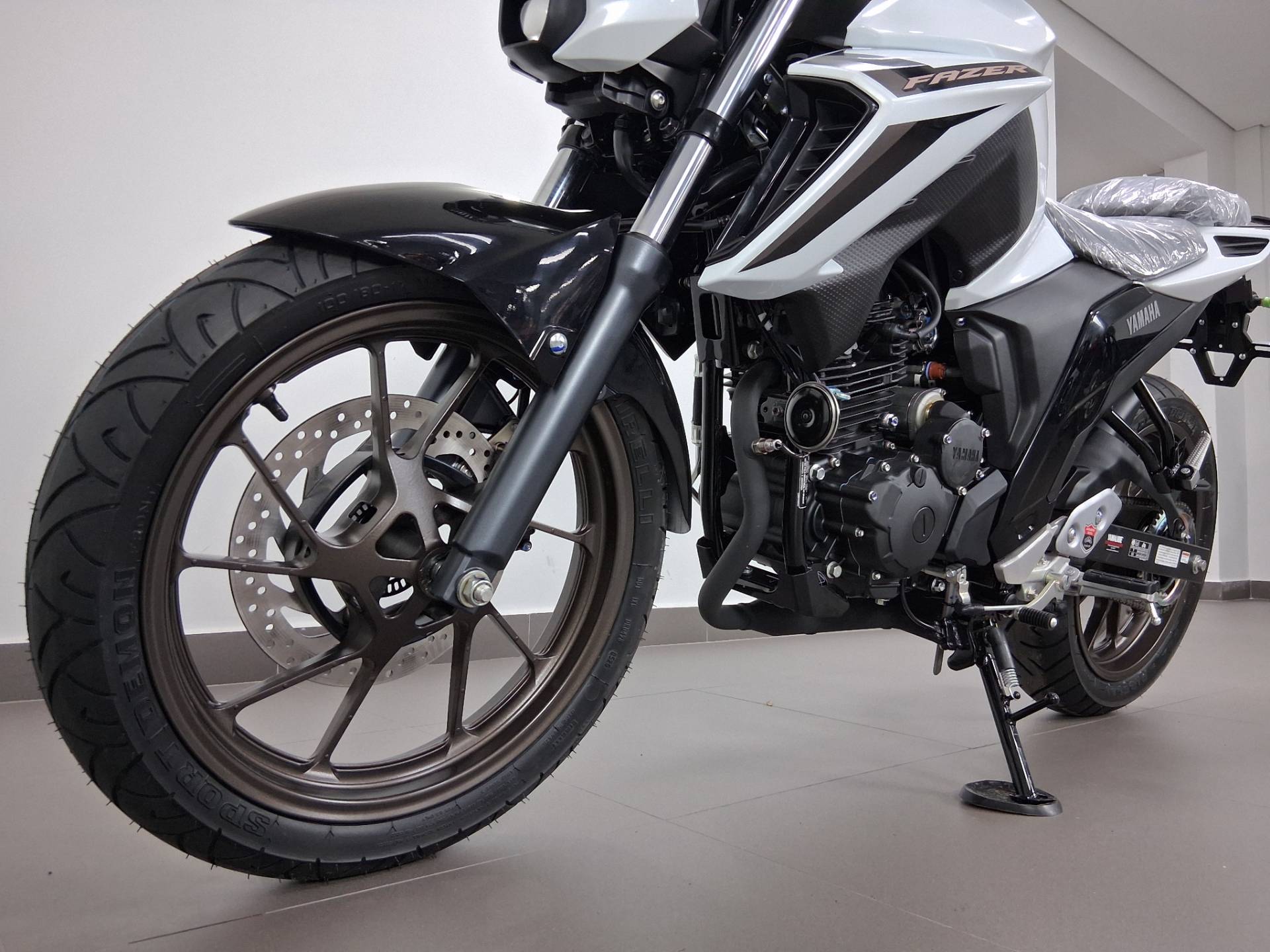 YAMAHA FZ25 FAZER CONNECTED ABS