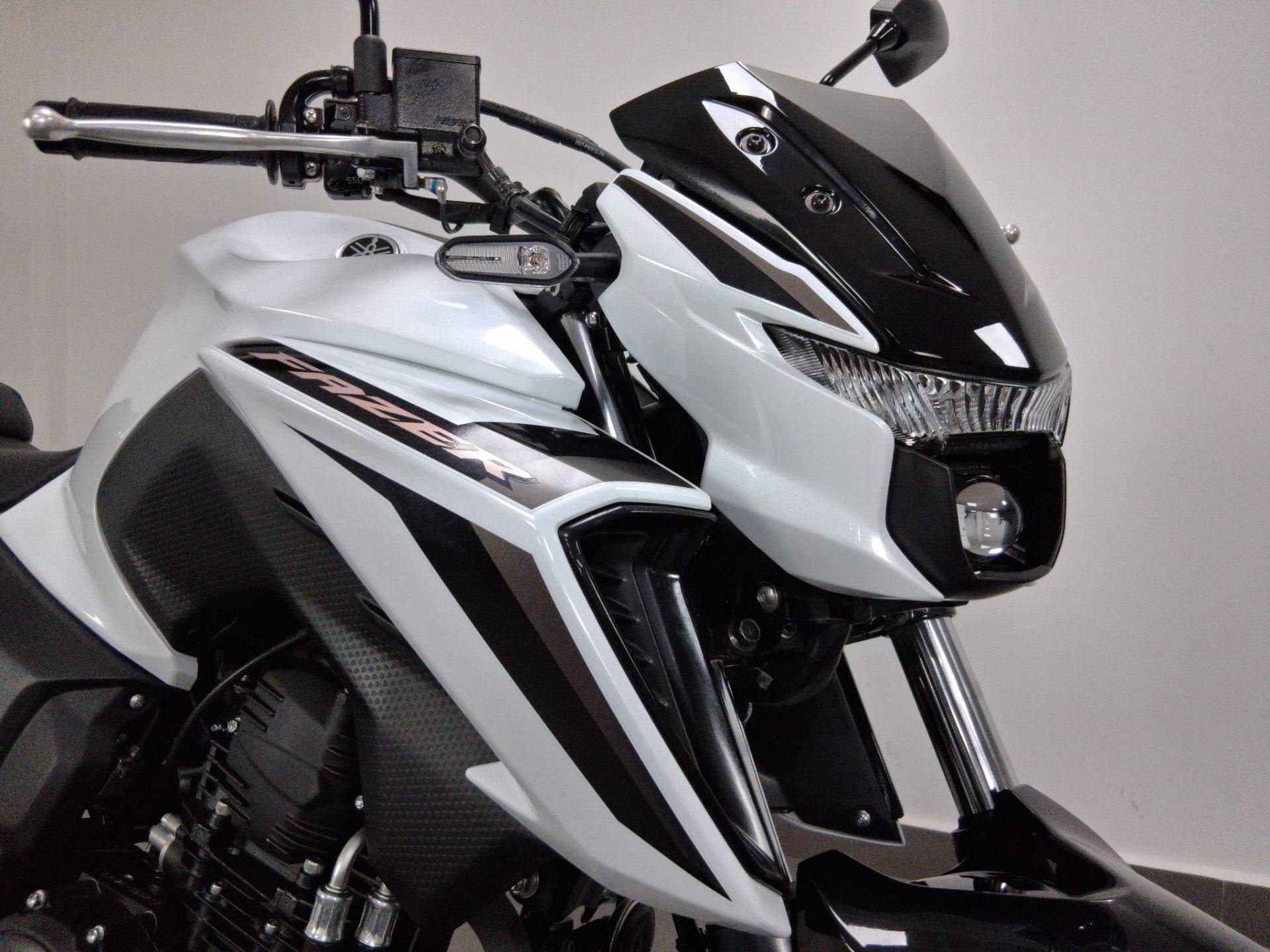 YAMAHA FZ25 FAZER CONNECTED ABS