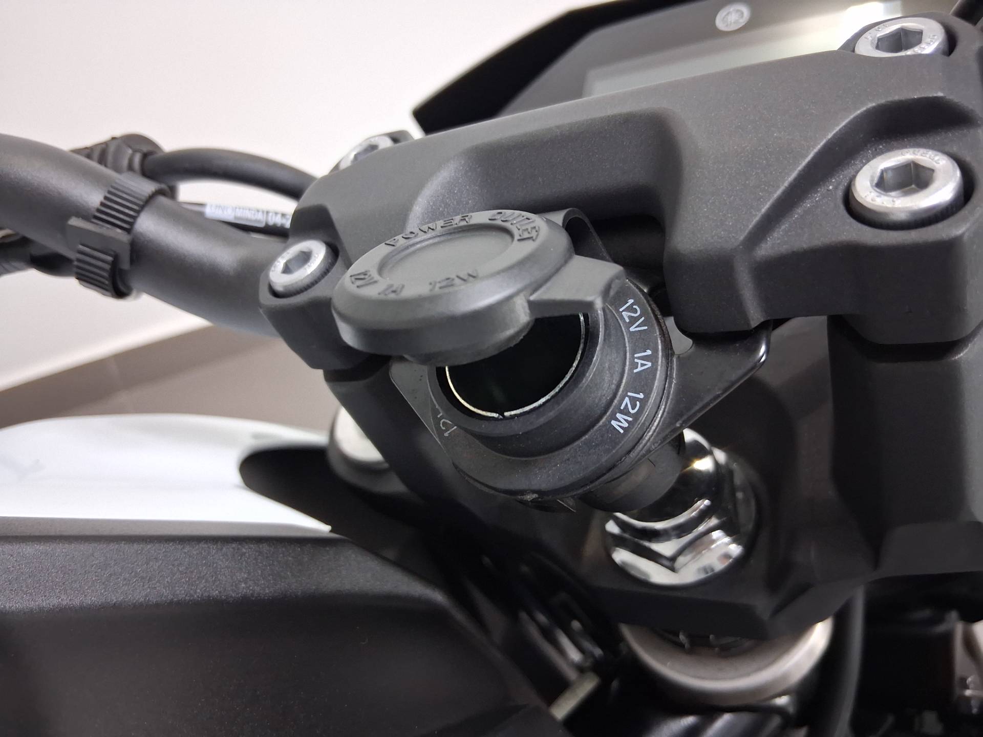YAMAHA FZ25 FAZER CONNECTED ABS