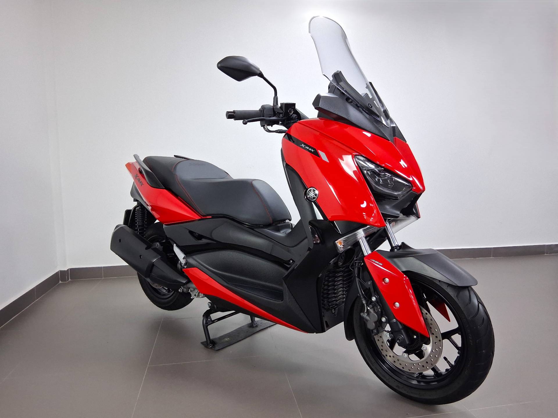 YAMAHA XMAX ABS