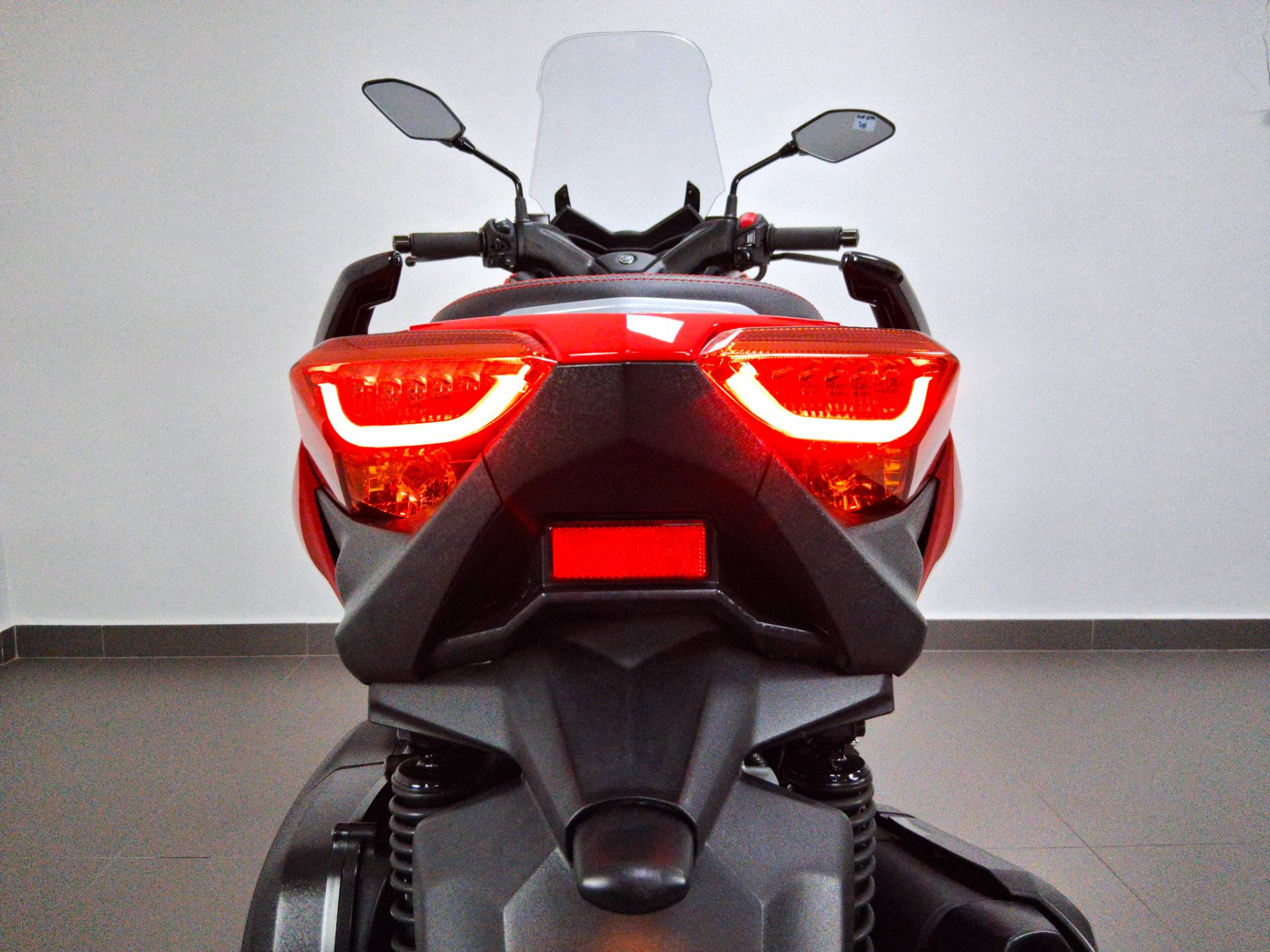YAMAHA XMAX ABS