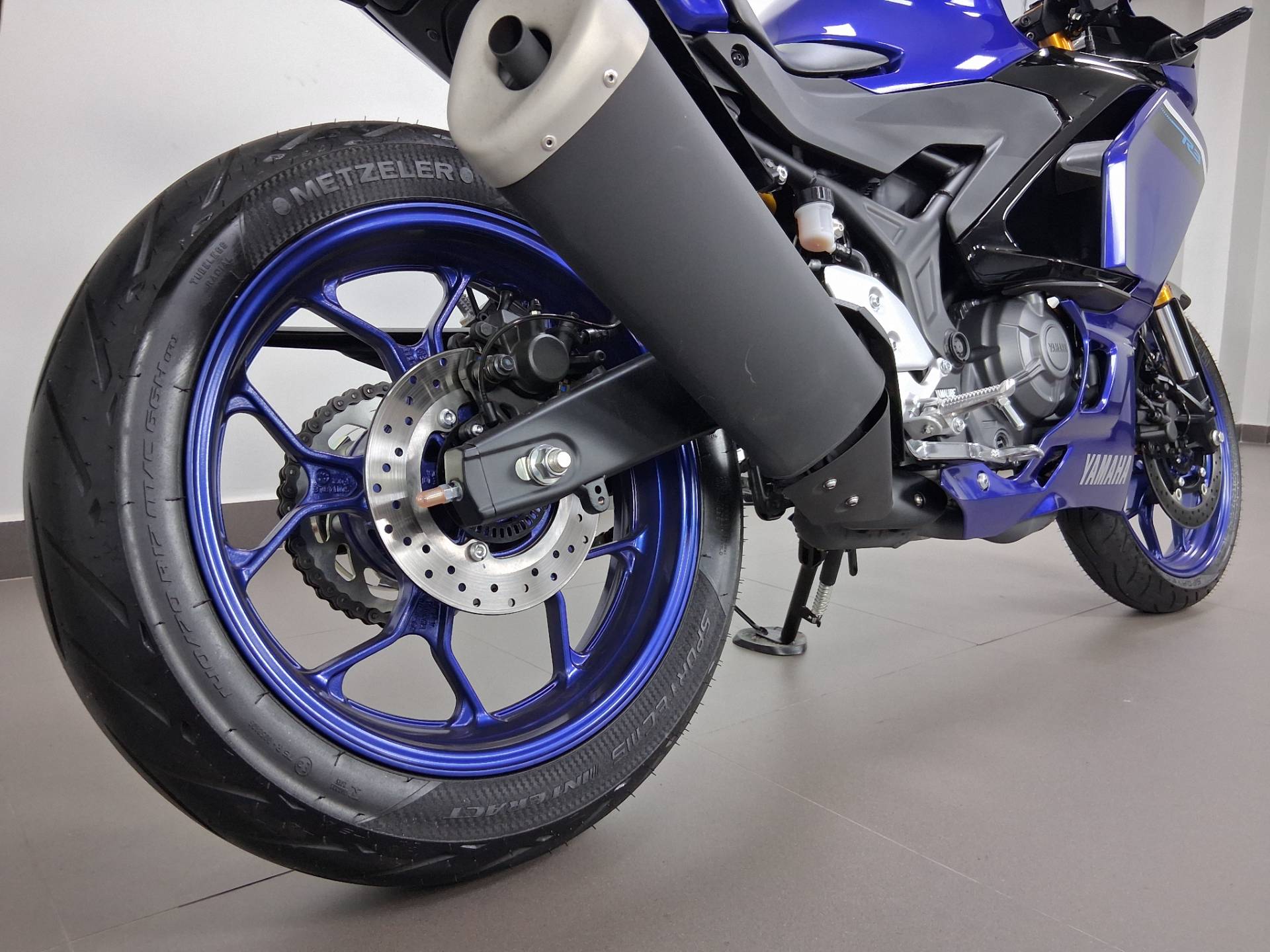 YAMAHA YZF R3 ABS CONNECTED