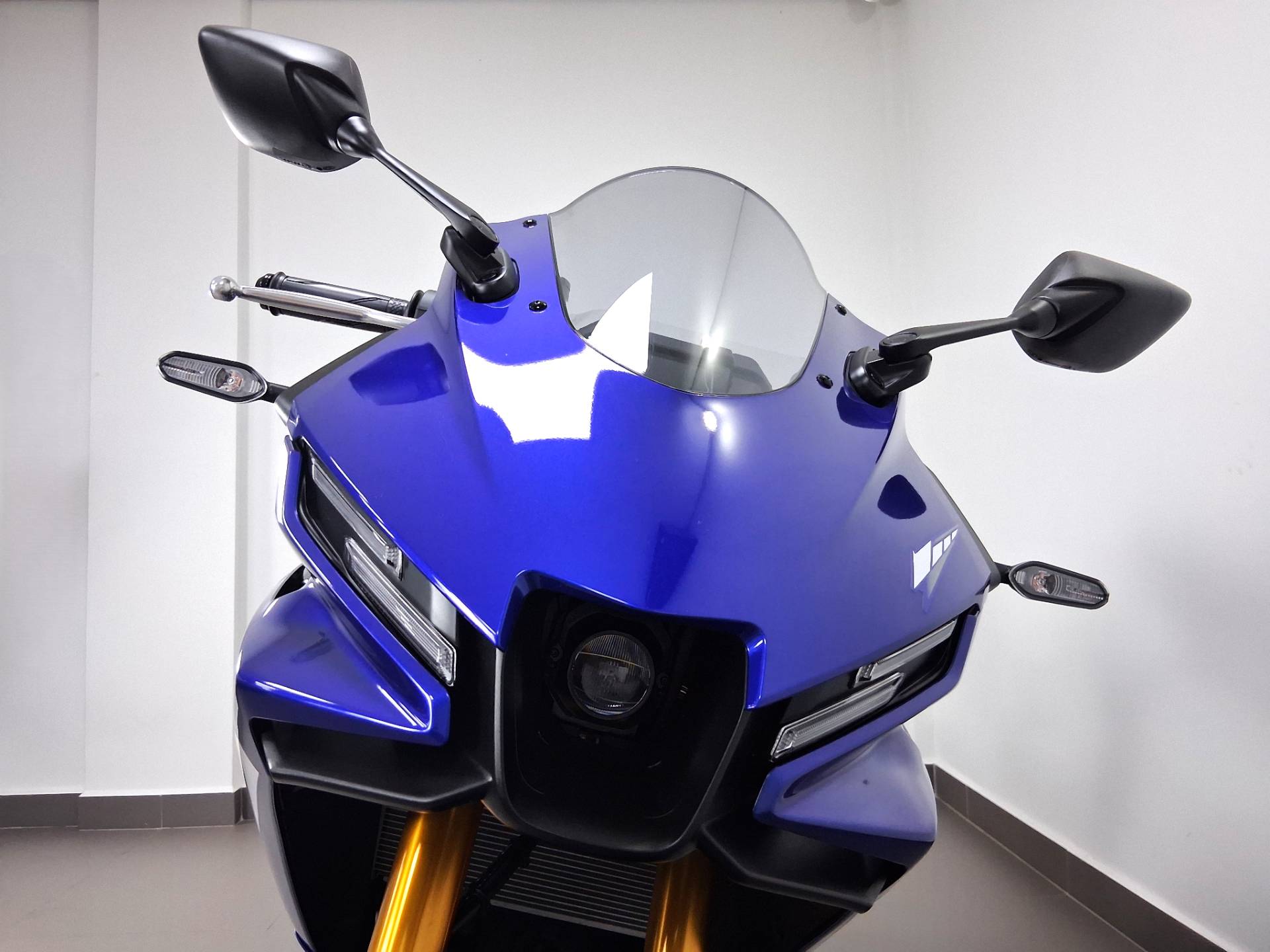 YAMAHA YZF R3 ABS CONNECTED