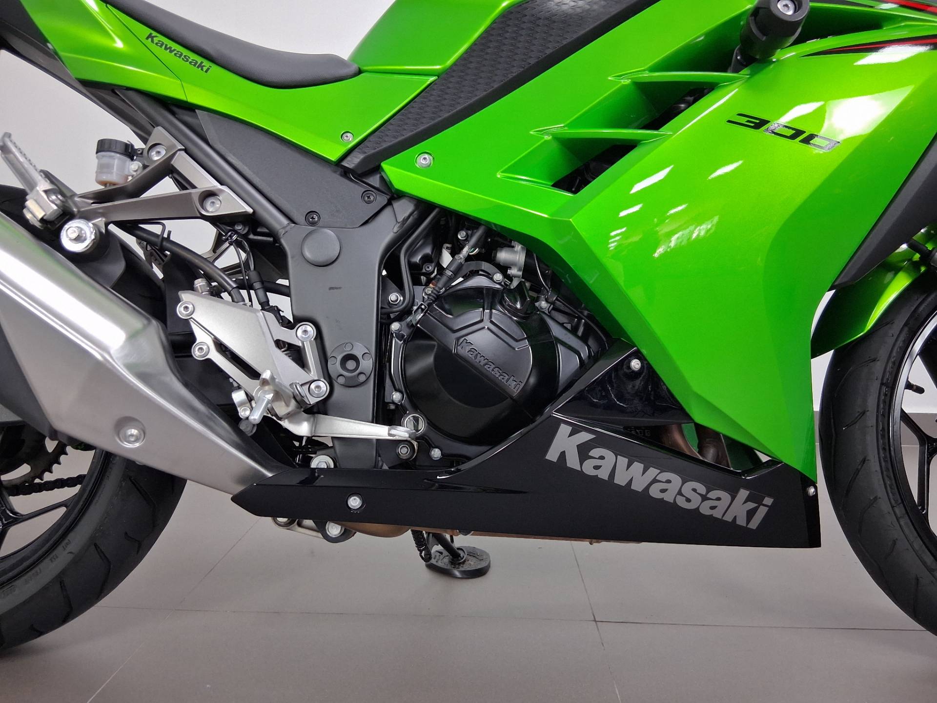 KAWASAKI NINJA 300