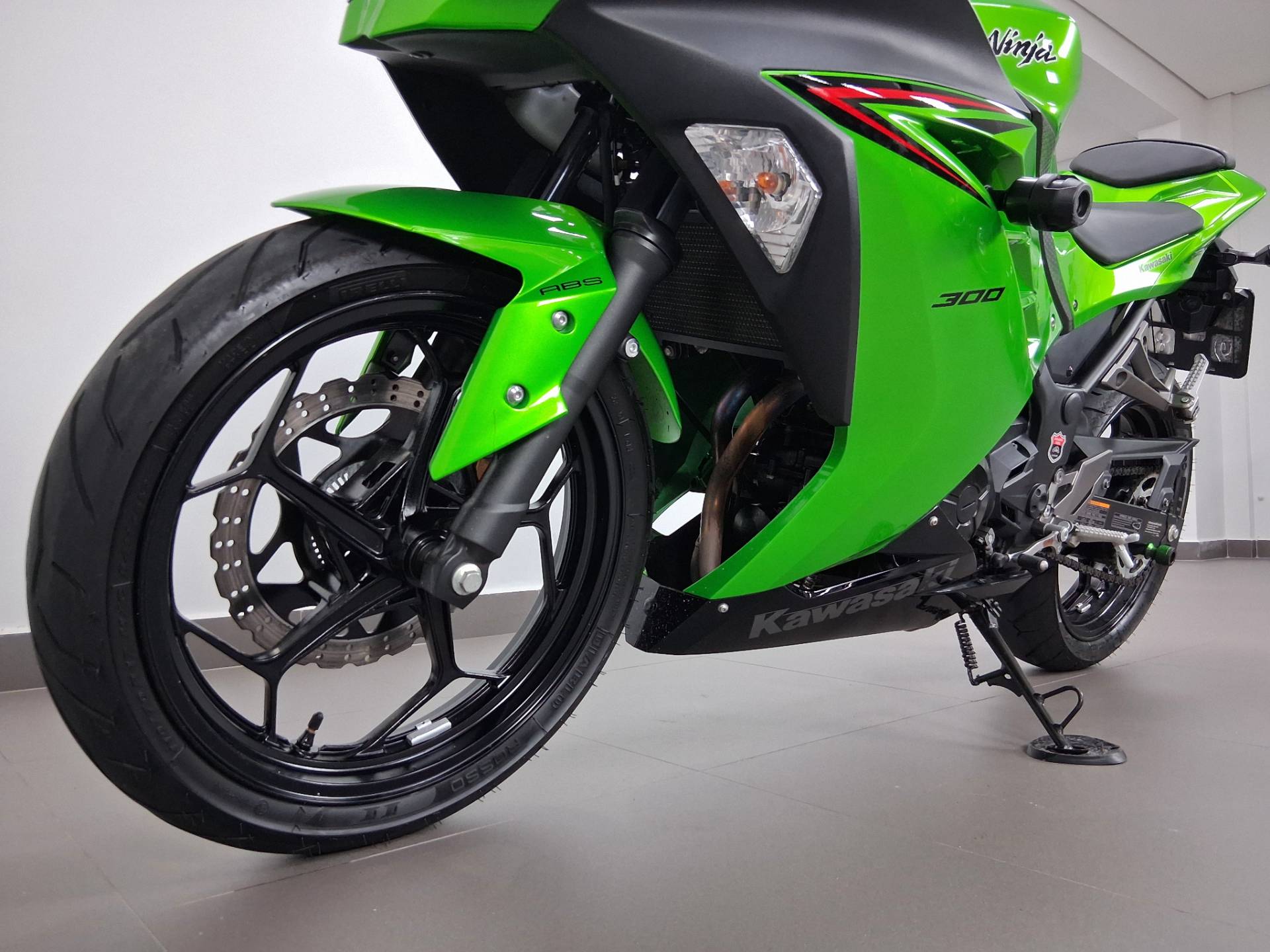 KAWASAKI NINJA 300