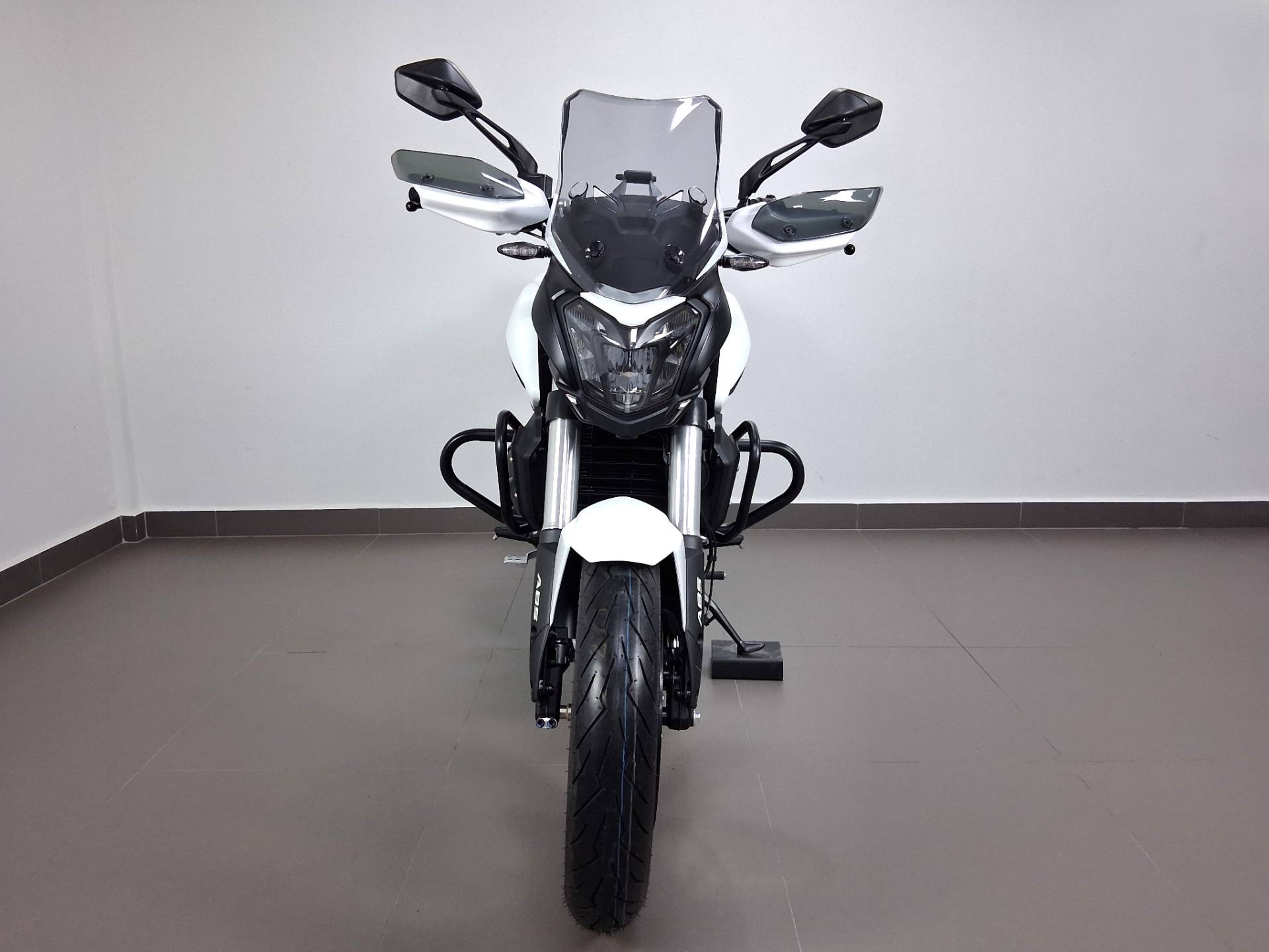 BAJAJ DOMINAR 400