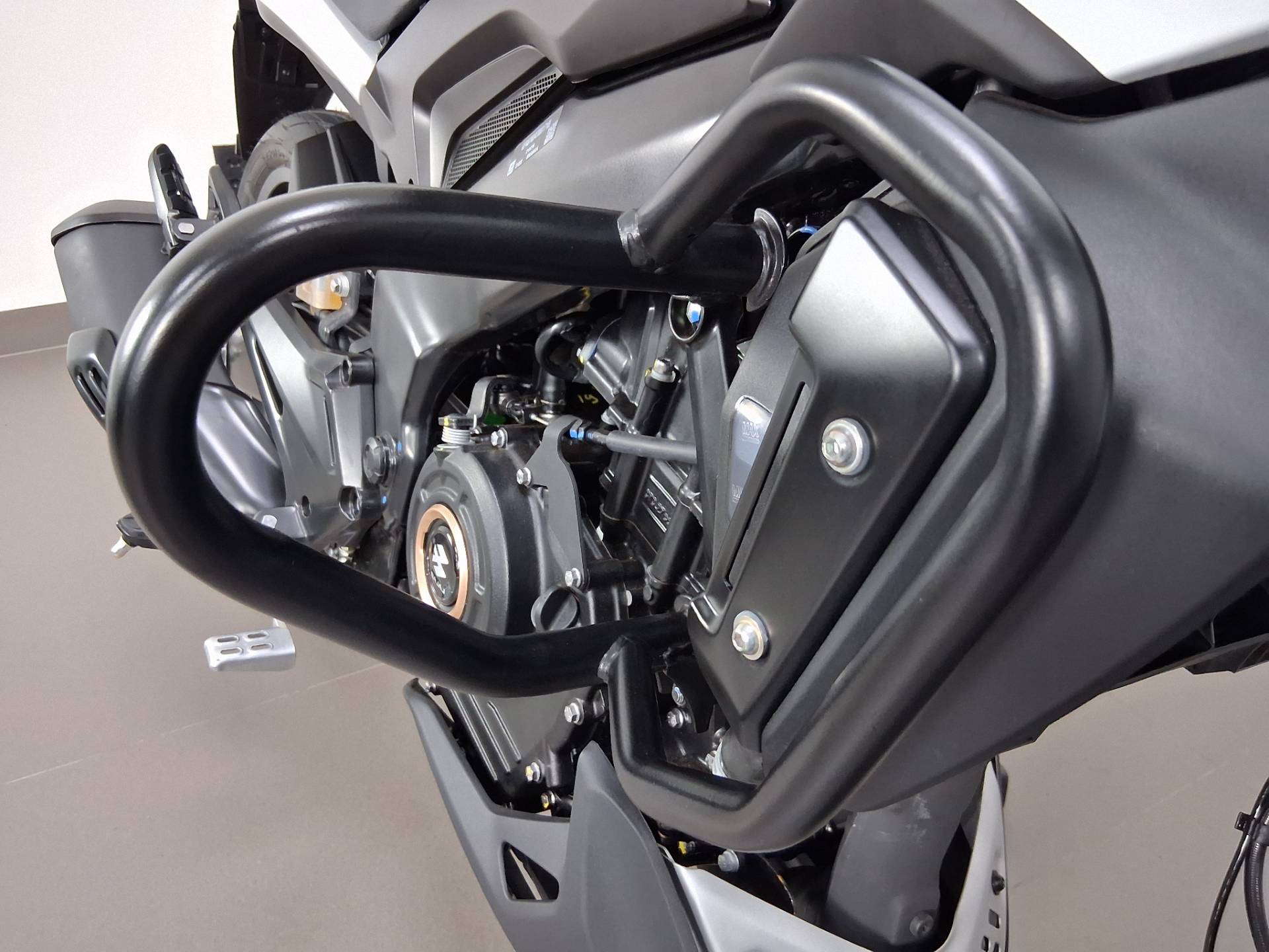 BAJAJ DOMINAR 400