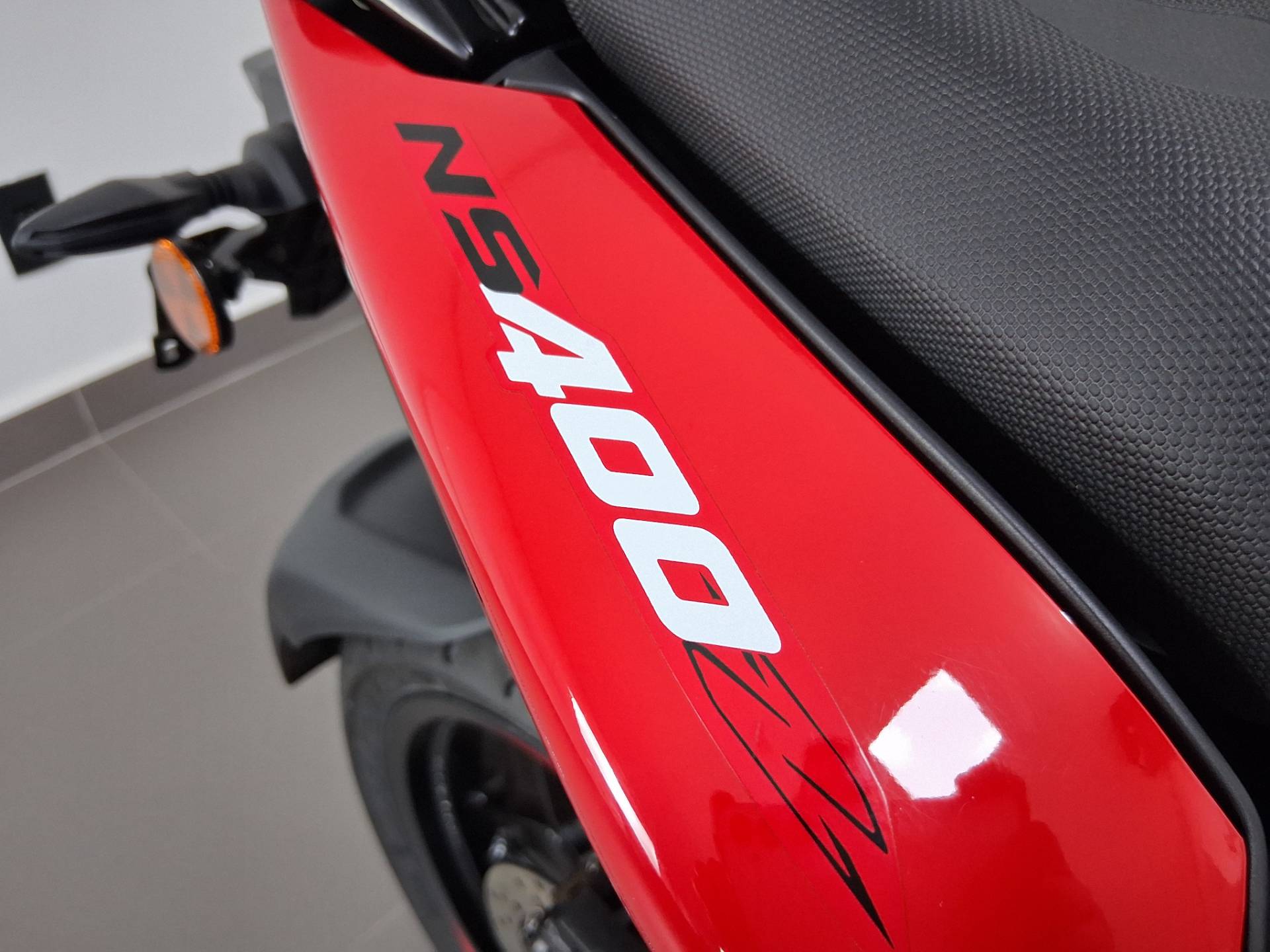 BAJAJ DOMINAR NS400Z