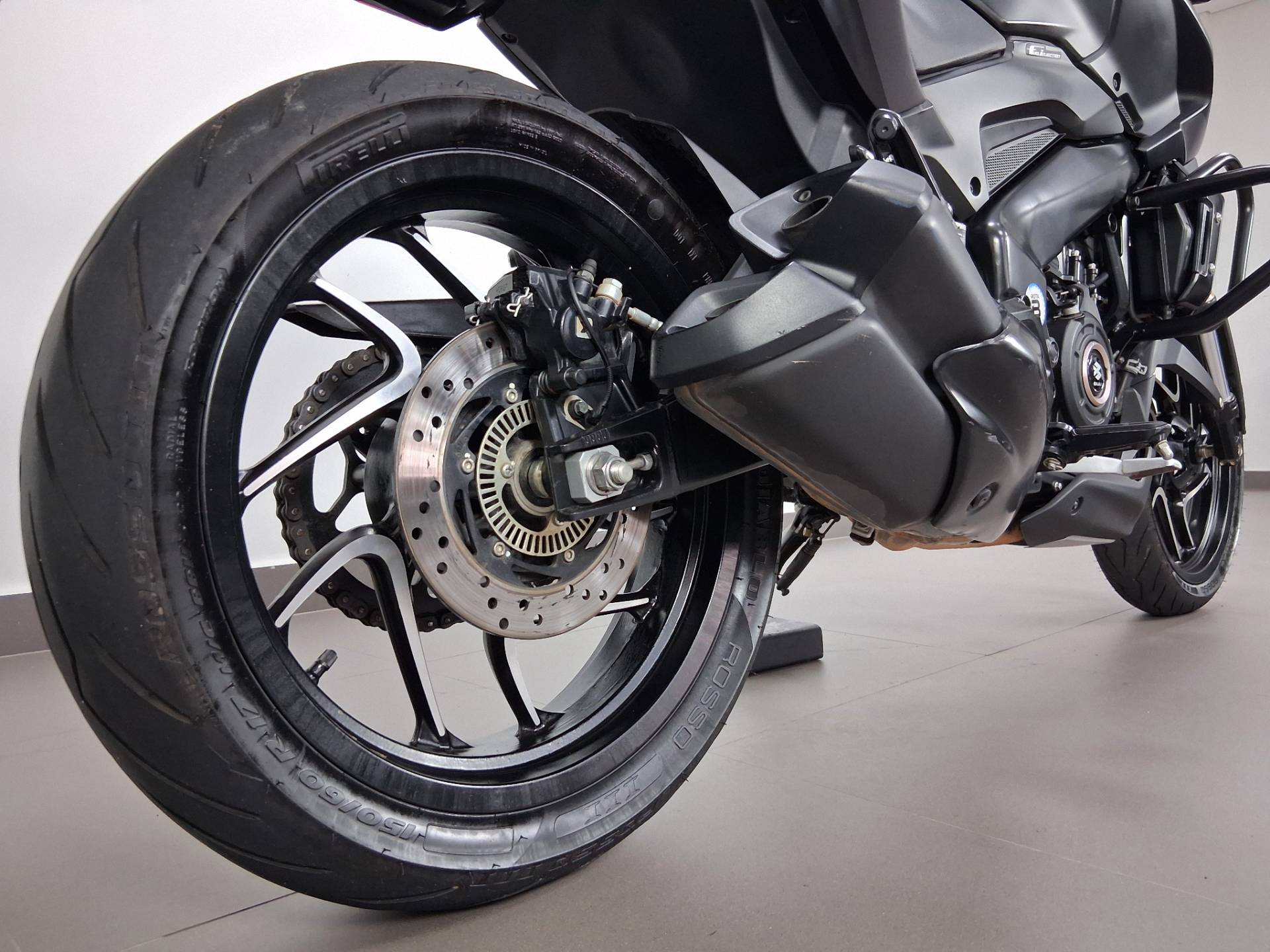 BAJAJ DOMINAR 400