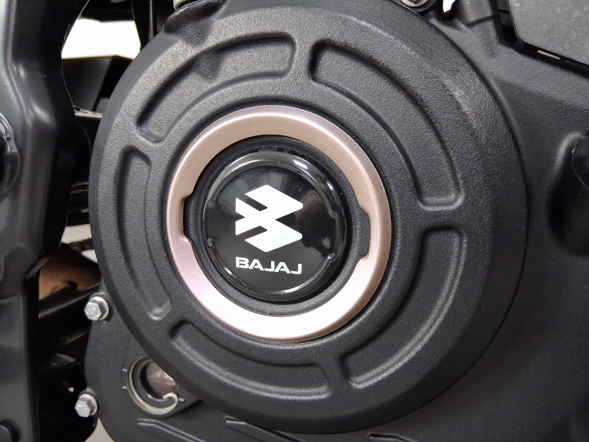 BAJAJ DOMINAR 400