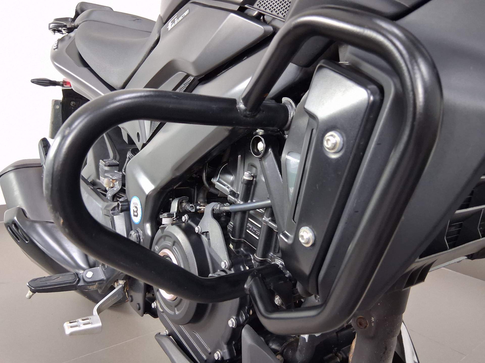 BAJAJ DOMINAR 400