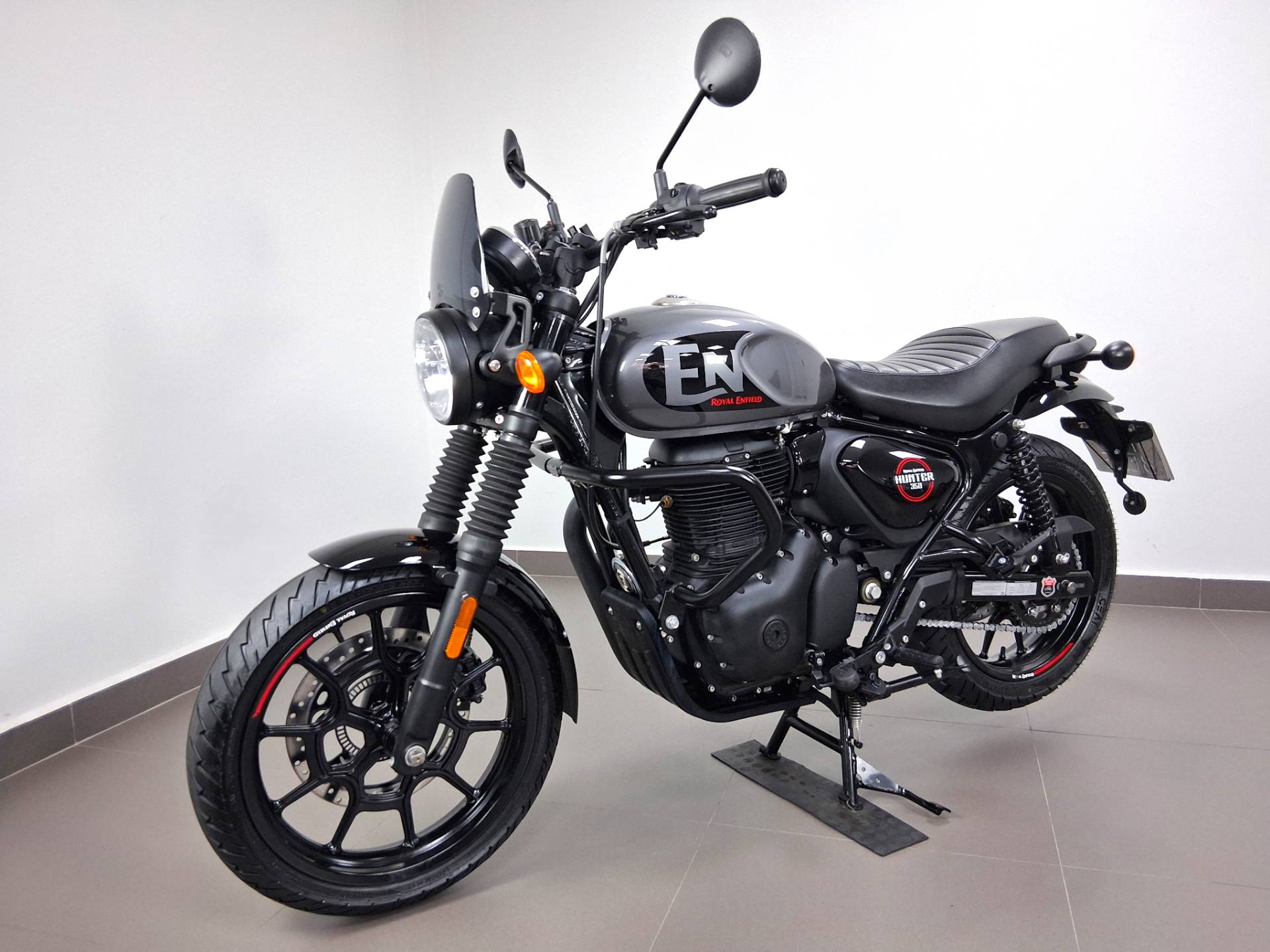 ROYAL ENFIELD HUNTER 350