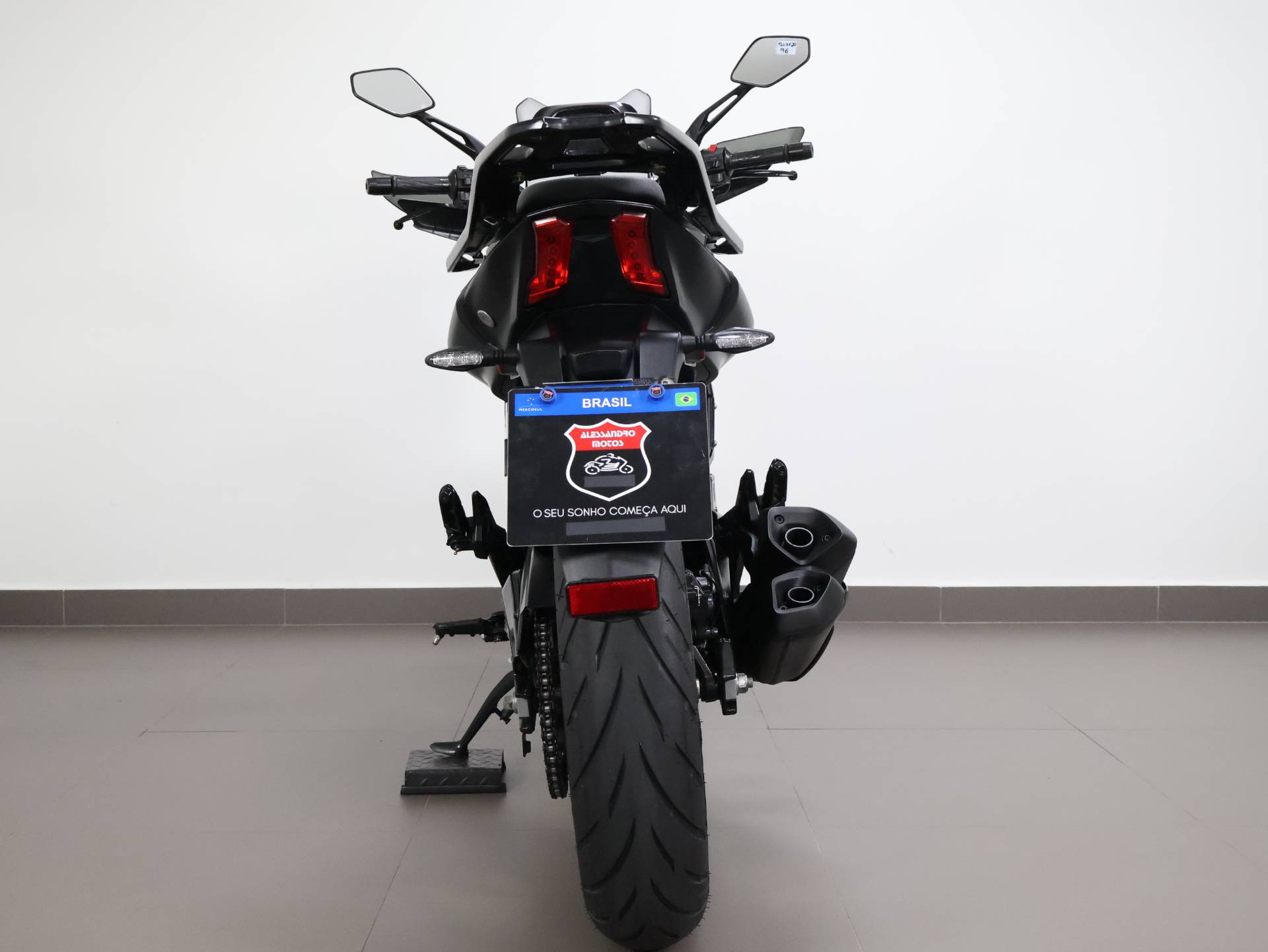 BAJAJ DOMINAR 400
