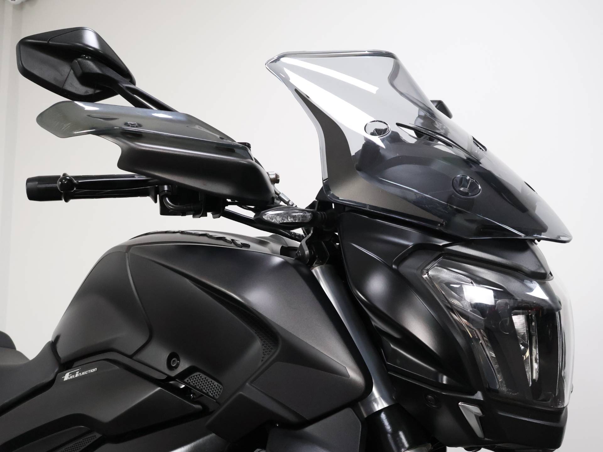 BAJAJ DOMINAR 400