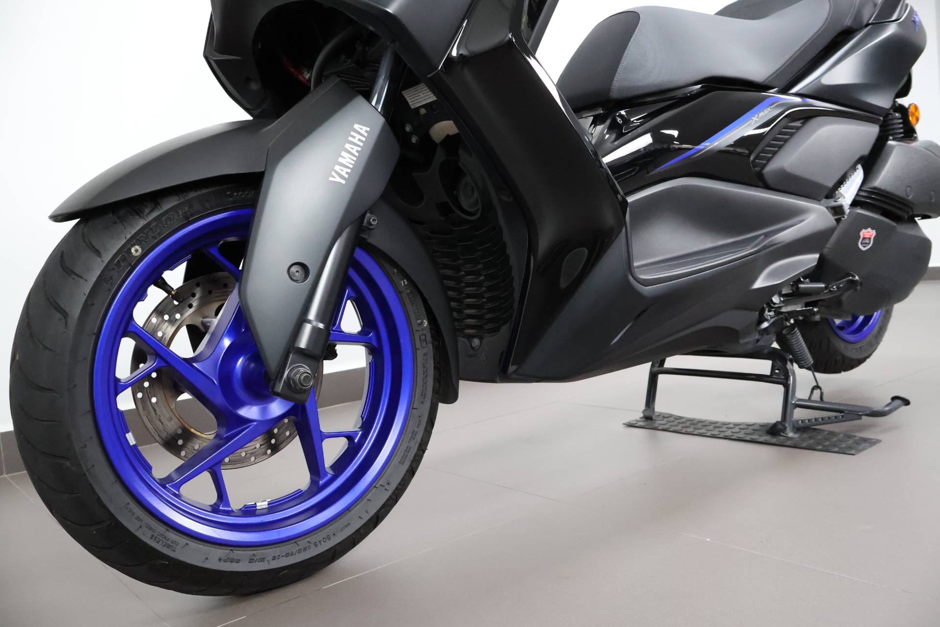 YAMAHA XMAX 300 CONNECTED ABS