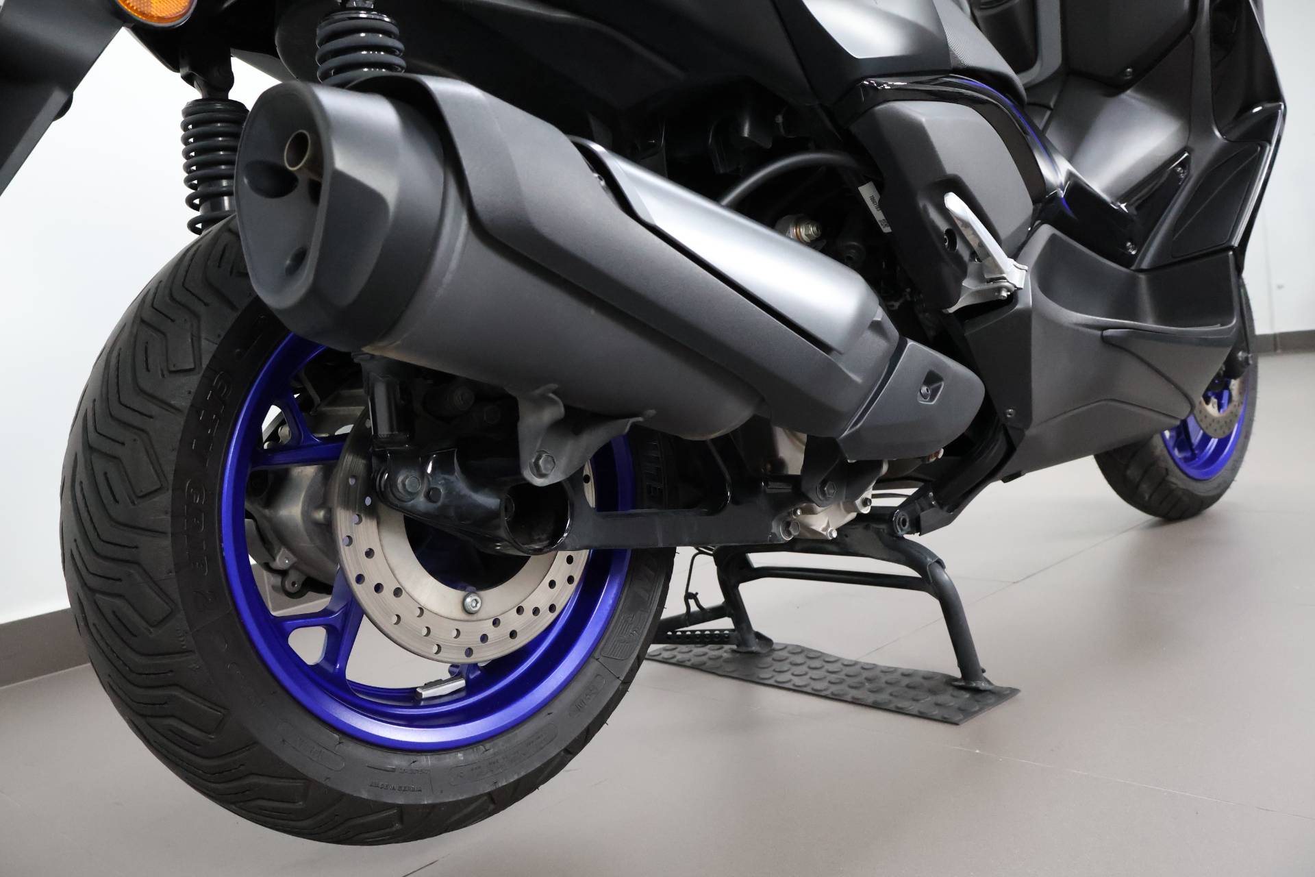 YAMAHA XMAX 300 CONNECTED ABS