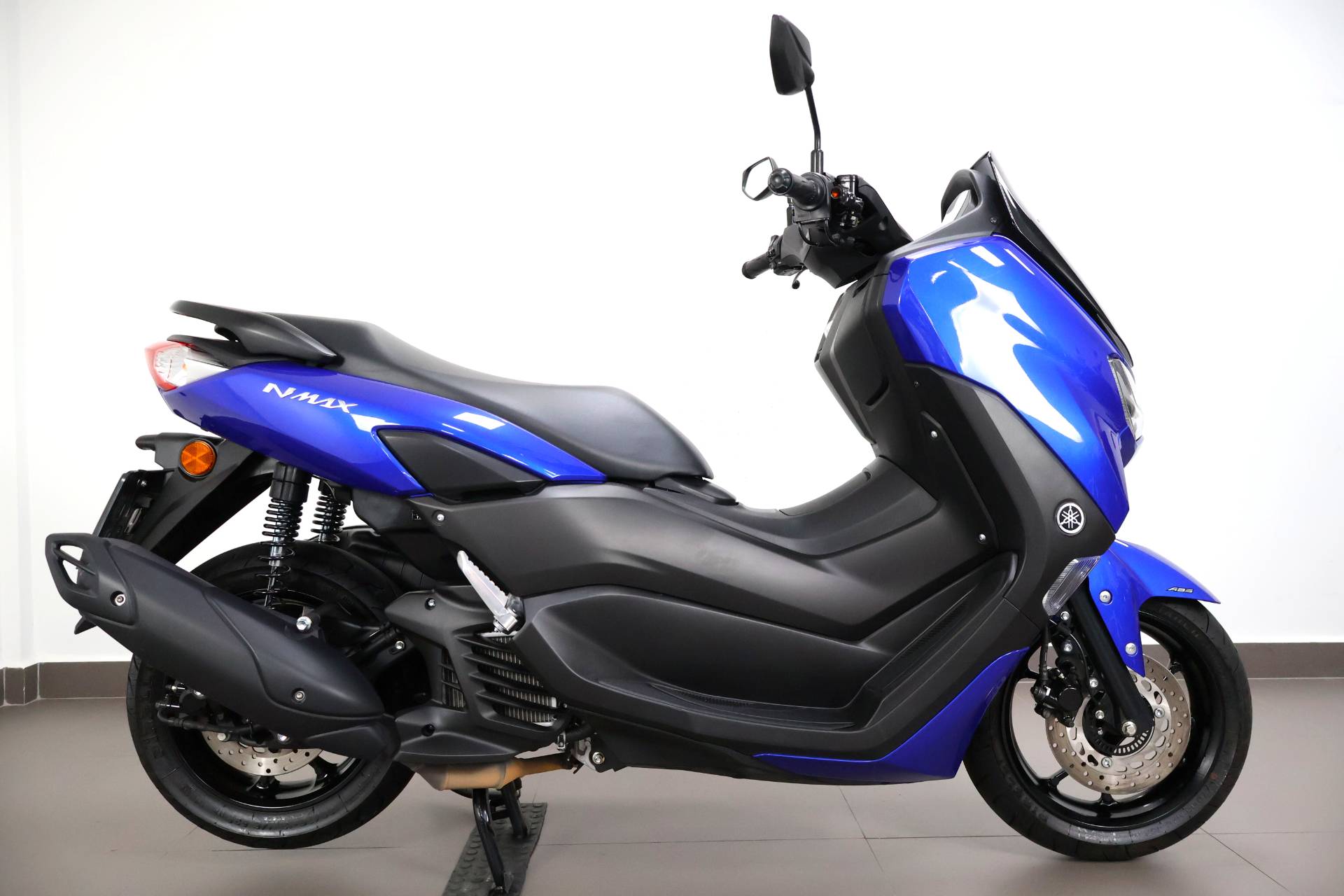 YAMAHA NMAX 160 ABS
