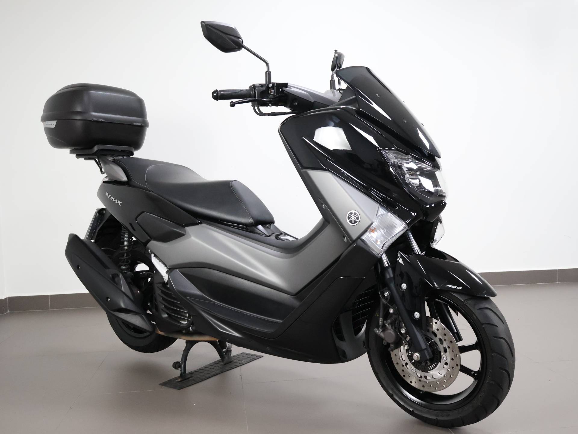 YAMAHA NMAX 160 ABS