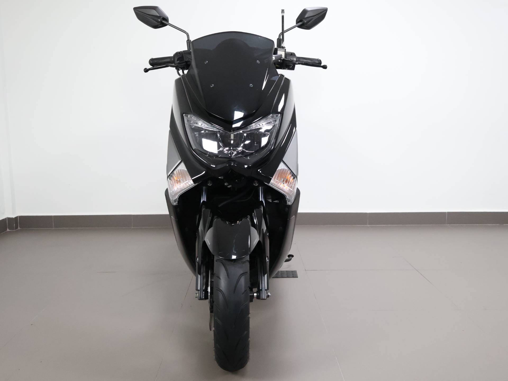 YAMAHA NMAX 160 ABS