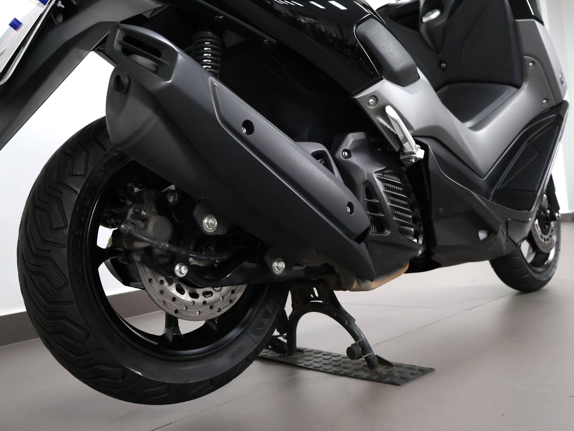 YAMAHA NMAX 160 ABS