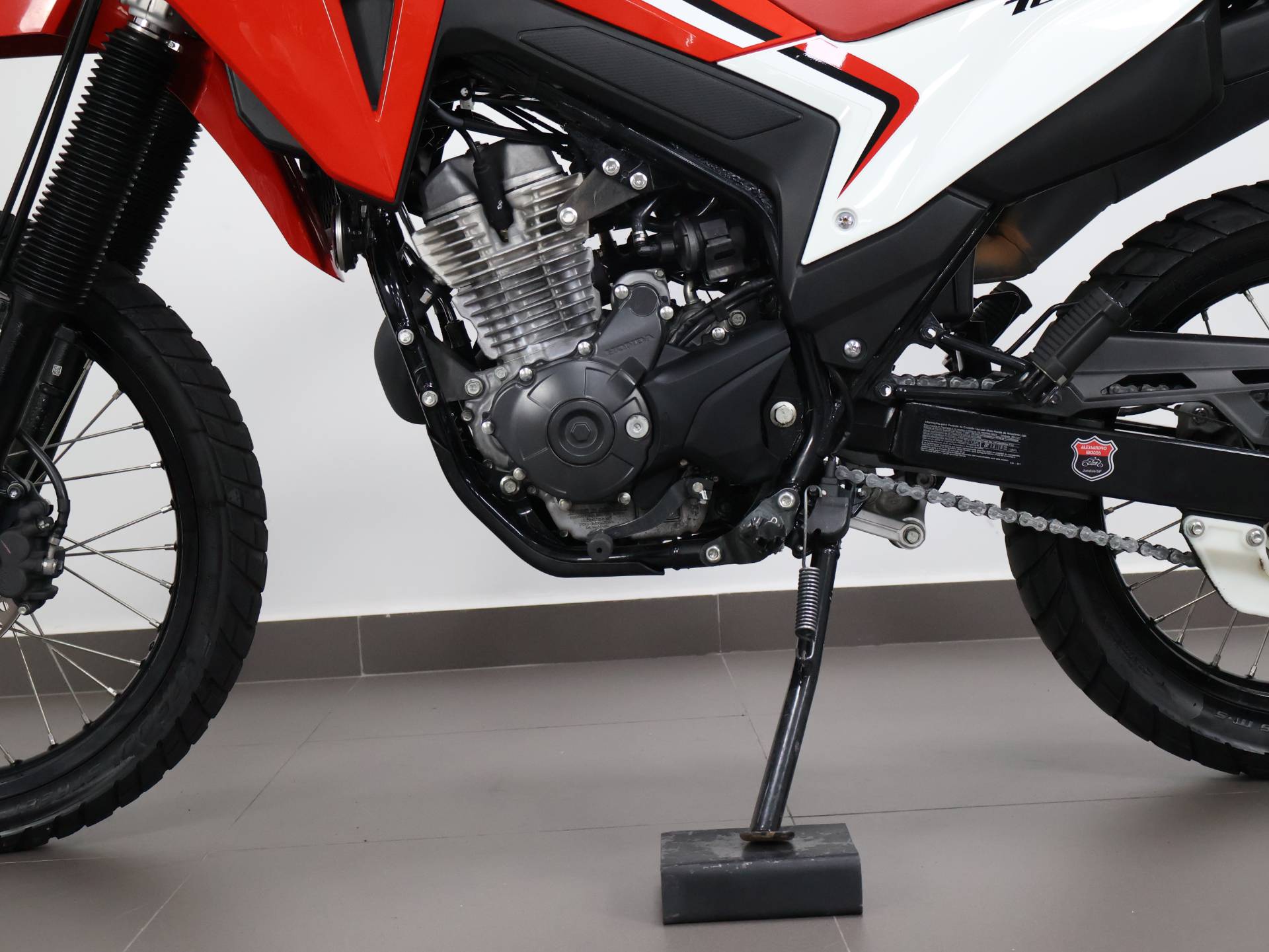 HONDA XR 300L TORNADO