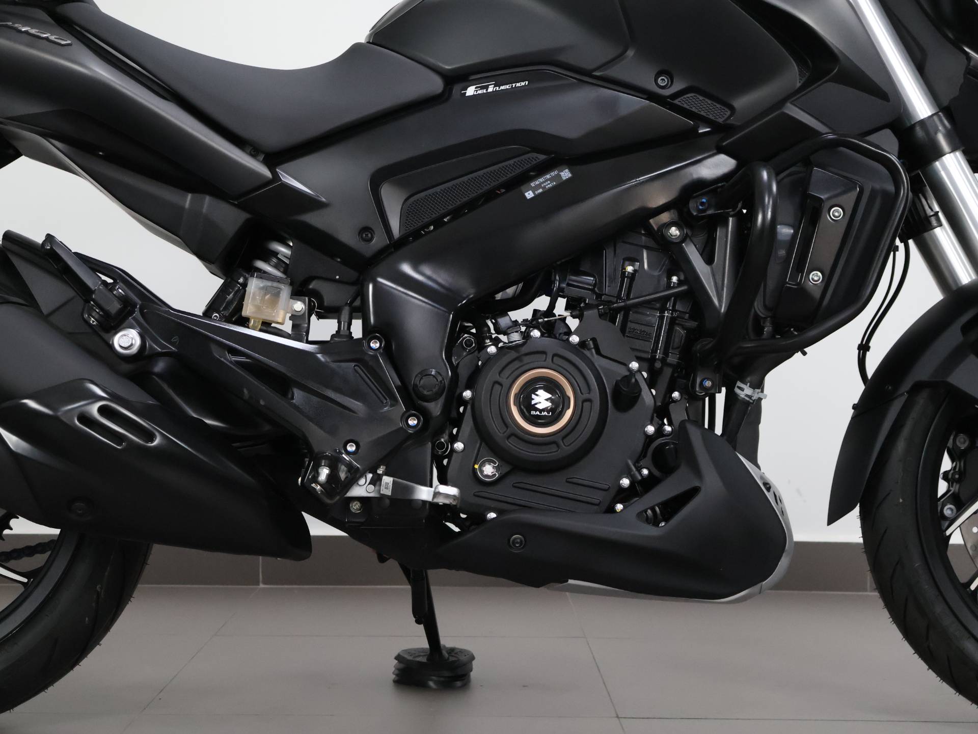 BAJAJ DOMINAR 400