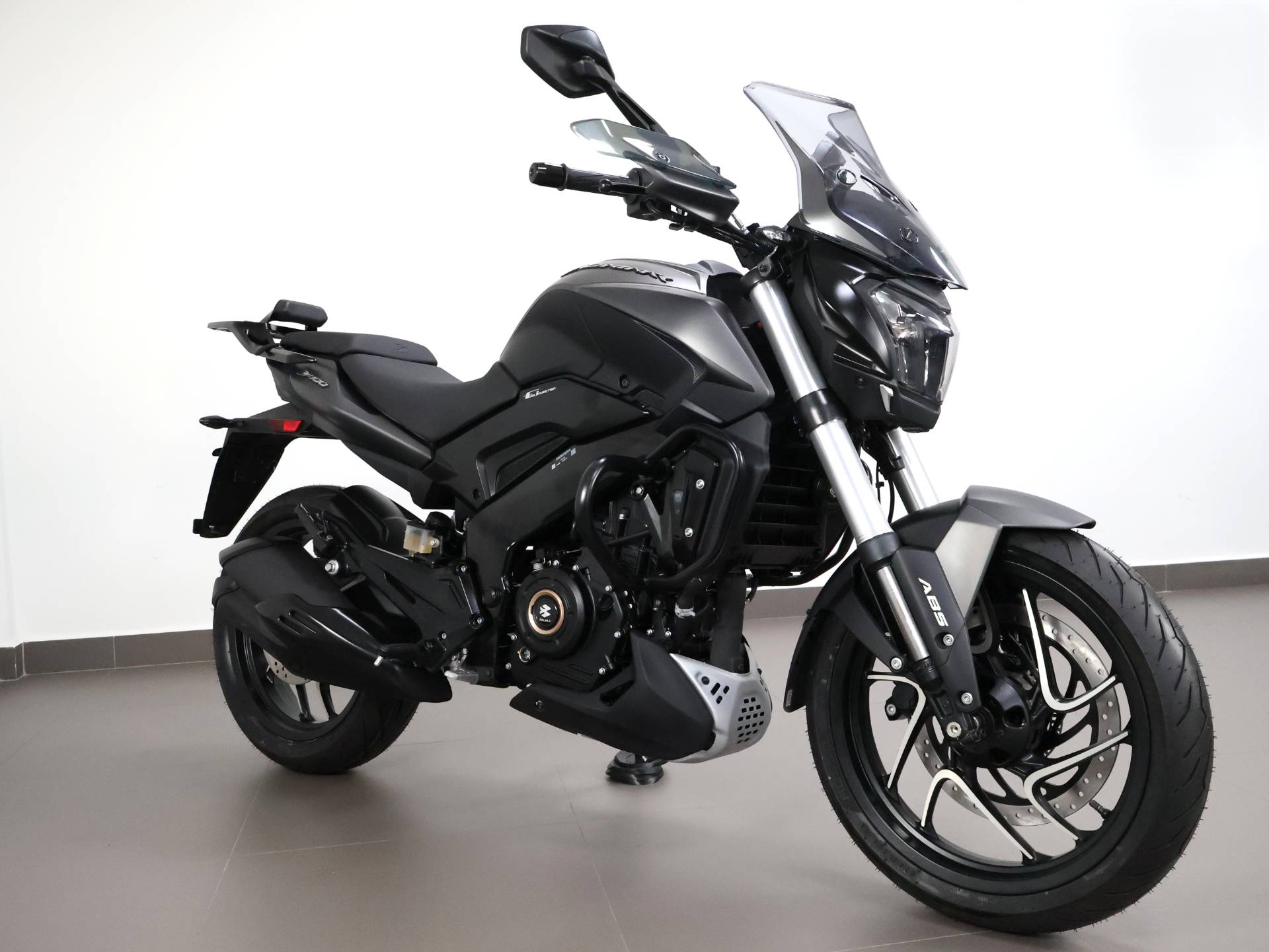 BAJAJ DOMINAR 400