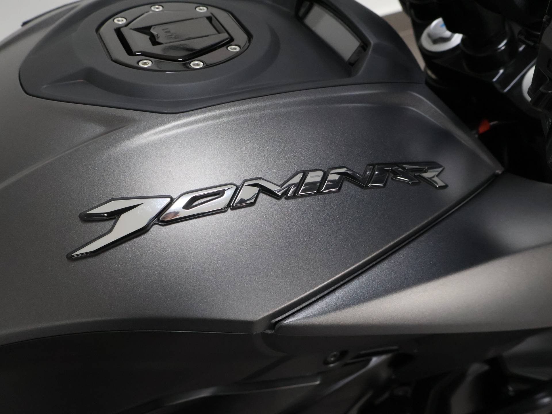 BAJAJ DOMINAR 400