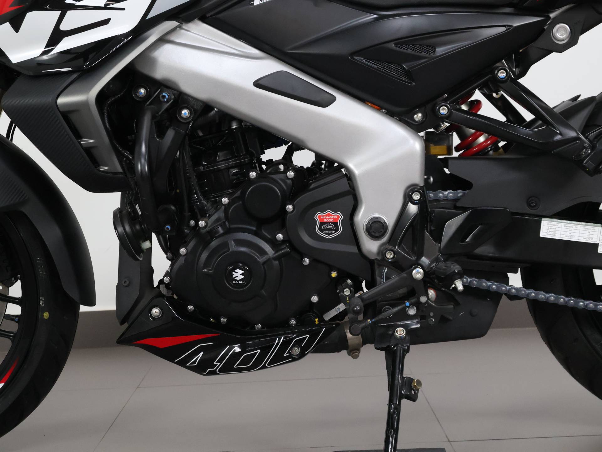 BAJAJ DOMINAR NS400Z