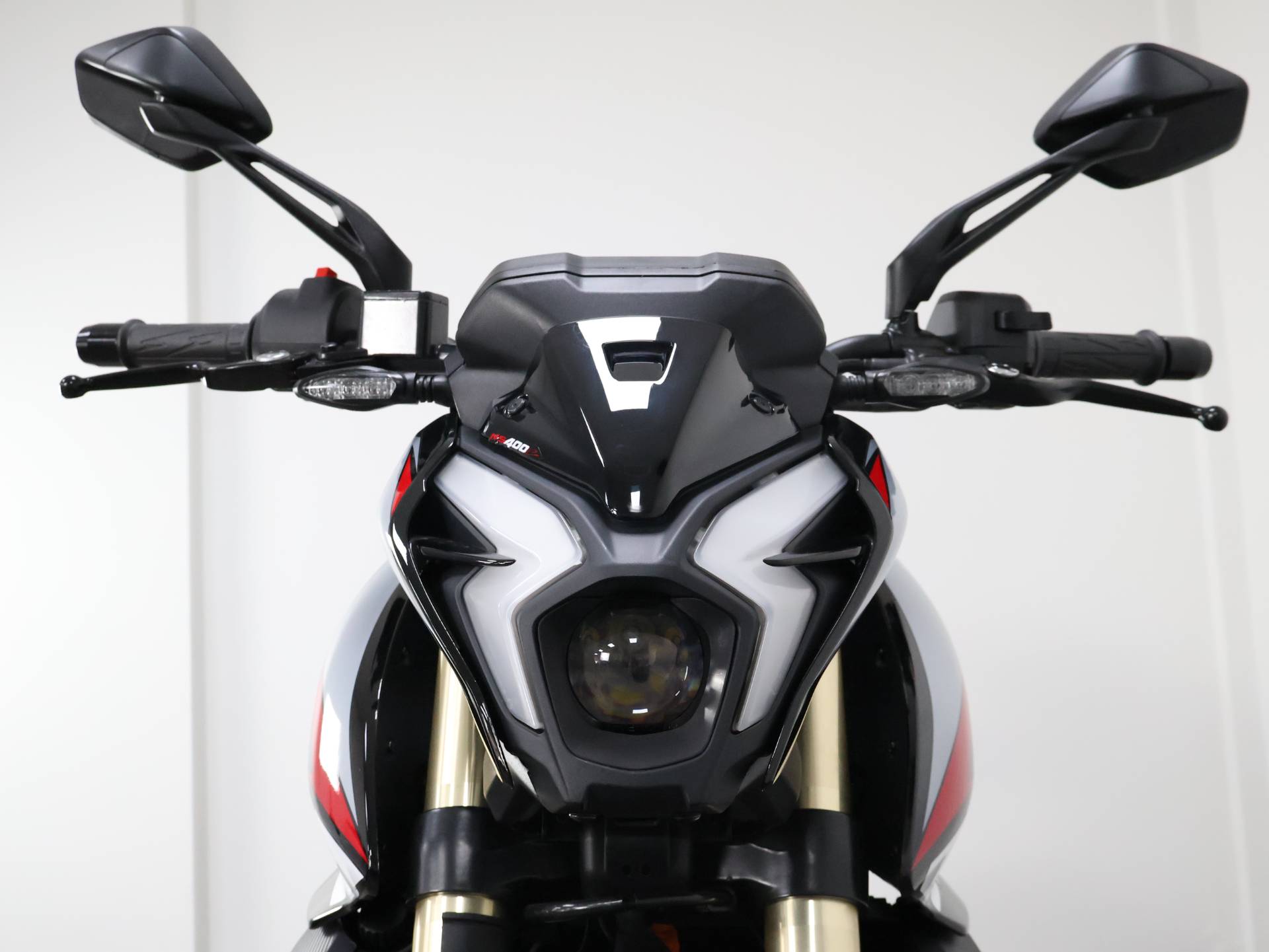 BAJAJ DOMINAR NS400Z